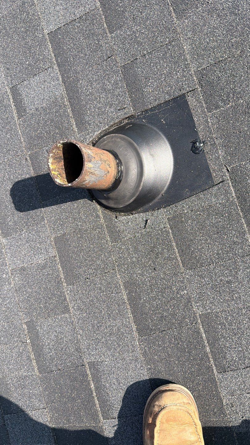 Roof Replacement using Owens Corning Onyx Black by 180 Contractors