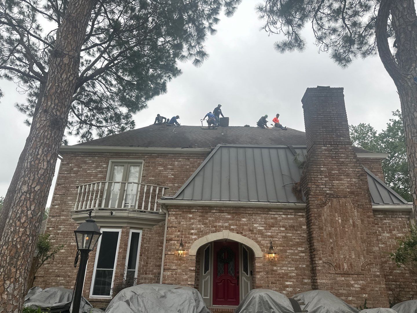 Residential Roofing Installation using Owen's Corning Duration (Lifetime) Shingles by Roof Repair Company