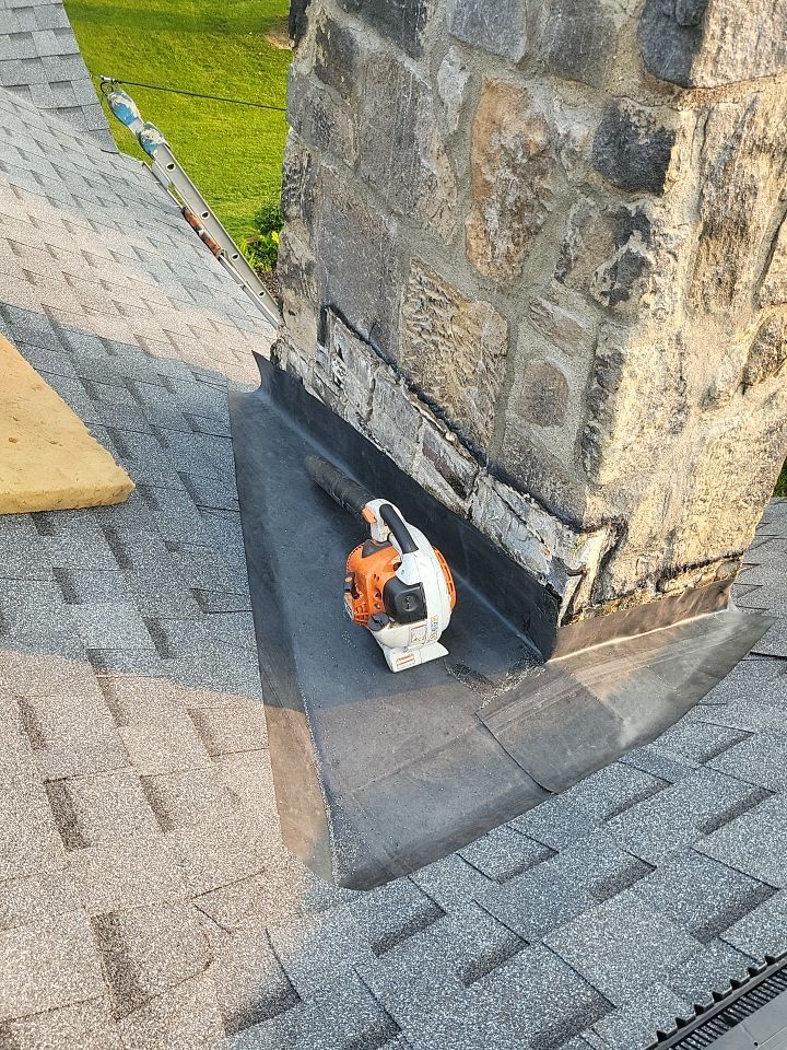 ATLAS PINNACLE COLOR: PEWTER by Eagle Eye Roofing