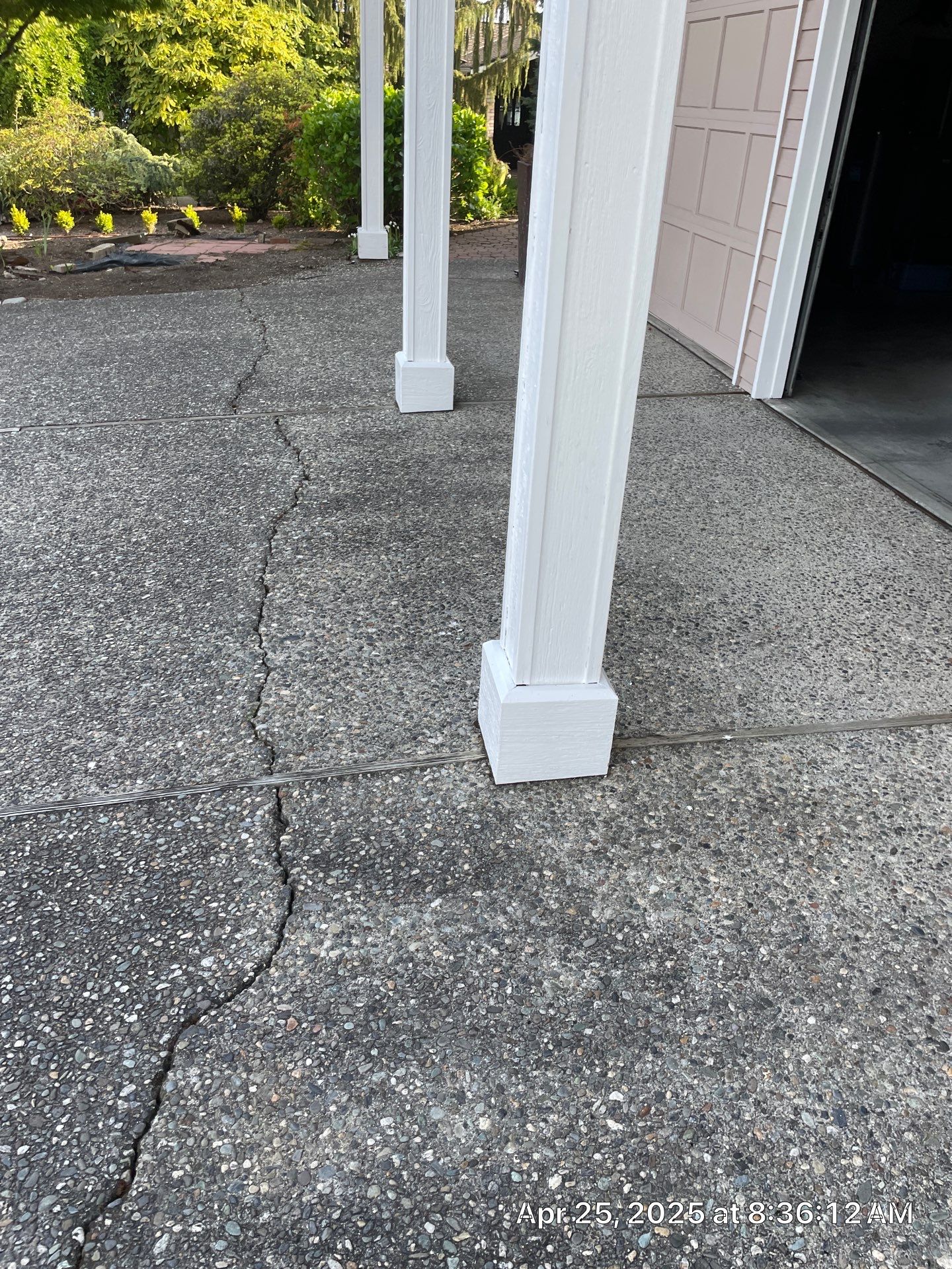 Concrete Driveway Repair | Edmonds  by Jireh Asphalt & Concrete Inc 