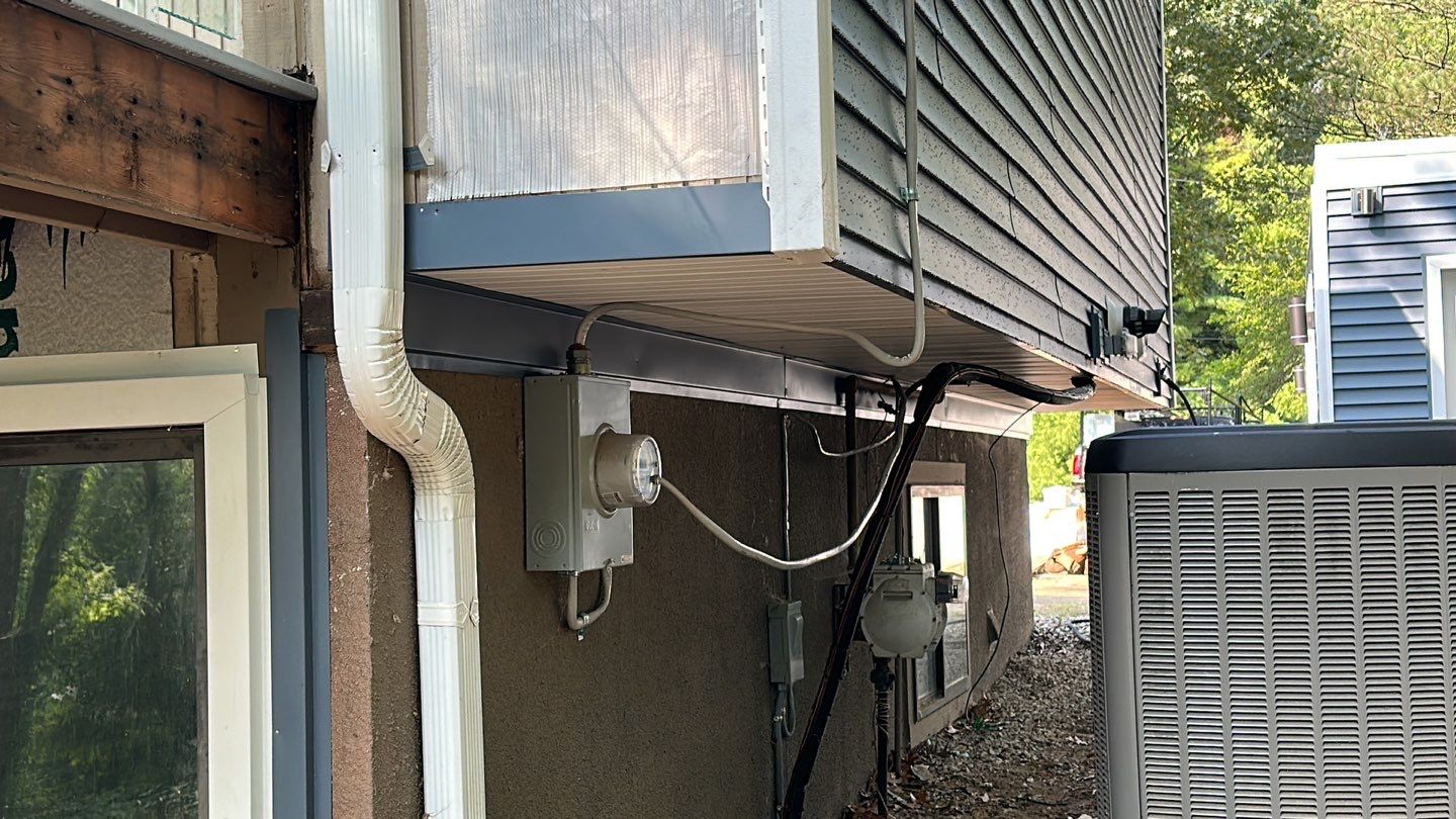 Siding Replacement using CertainTeed Restoration Classis D4 by 180 Contractors