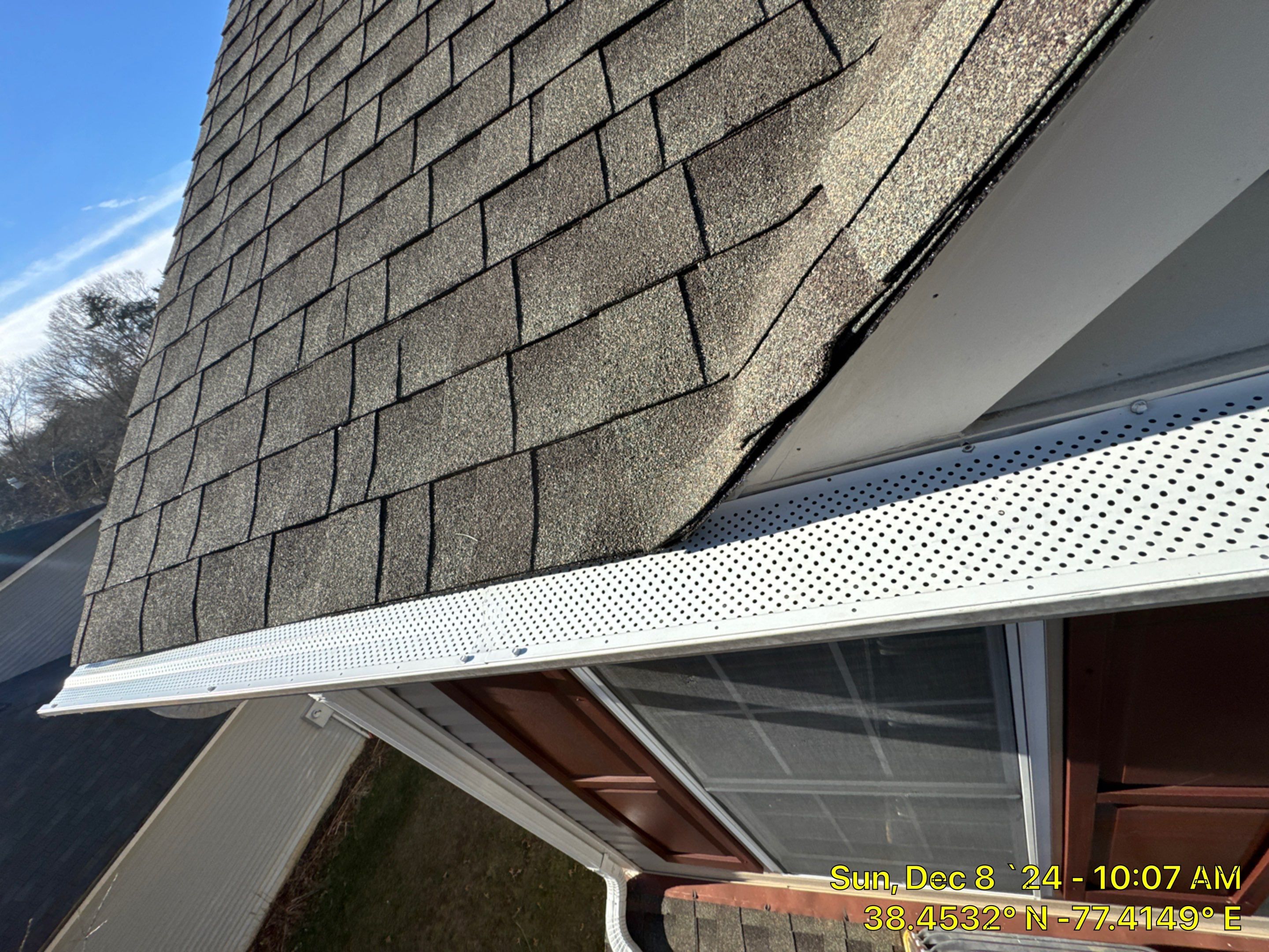 gutters guards using bulldog by La Bendicion Contruction Llc