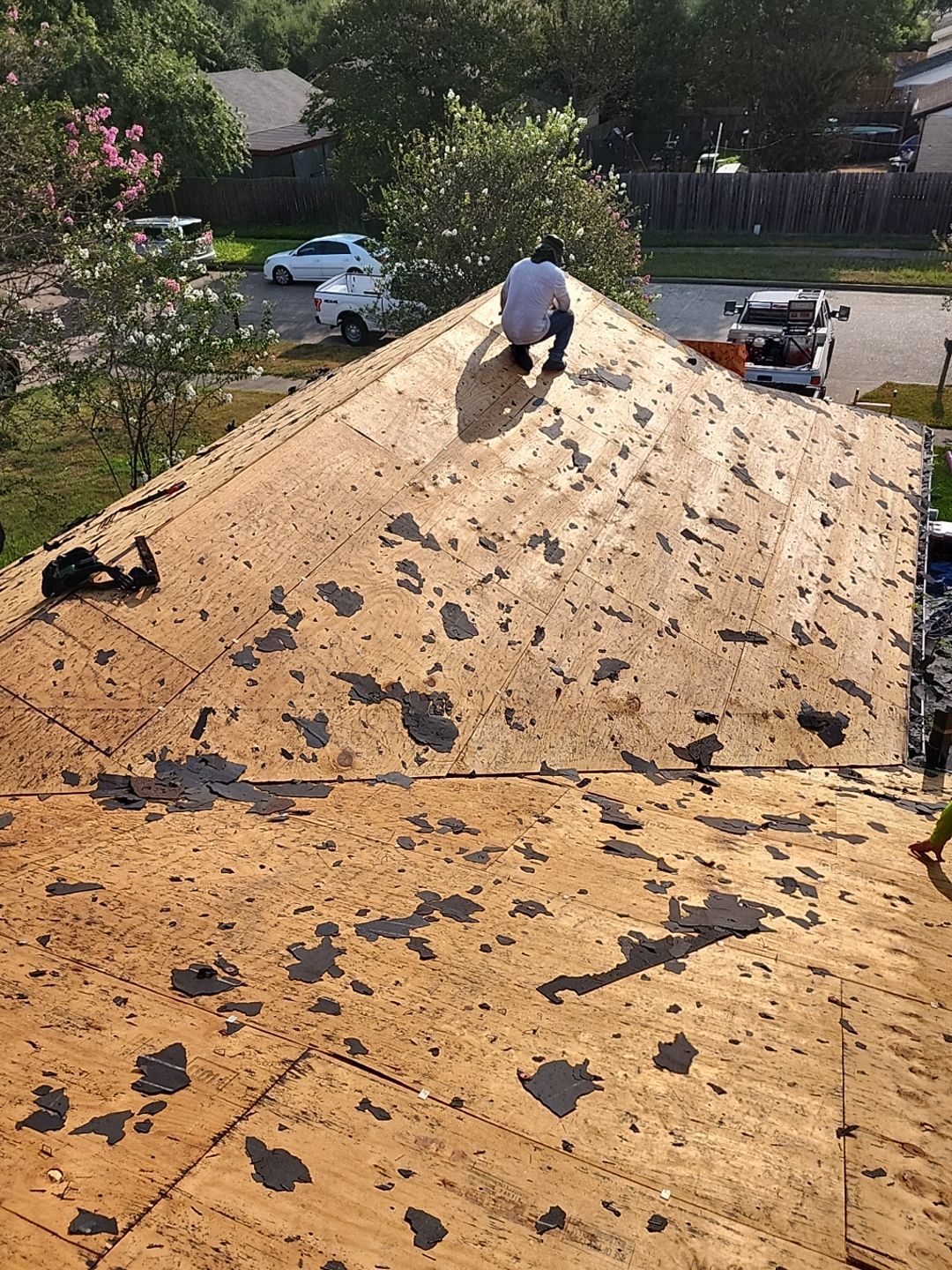 Residential Roofing Installation using Owen's Corning Duration (Lifetime) Shingles by Roof Repair Company