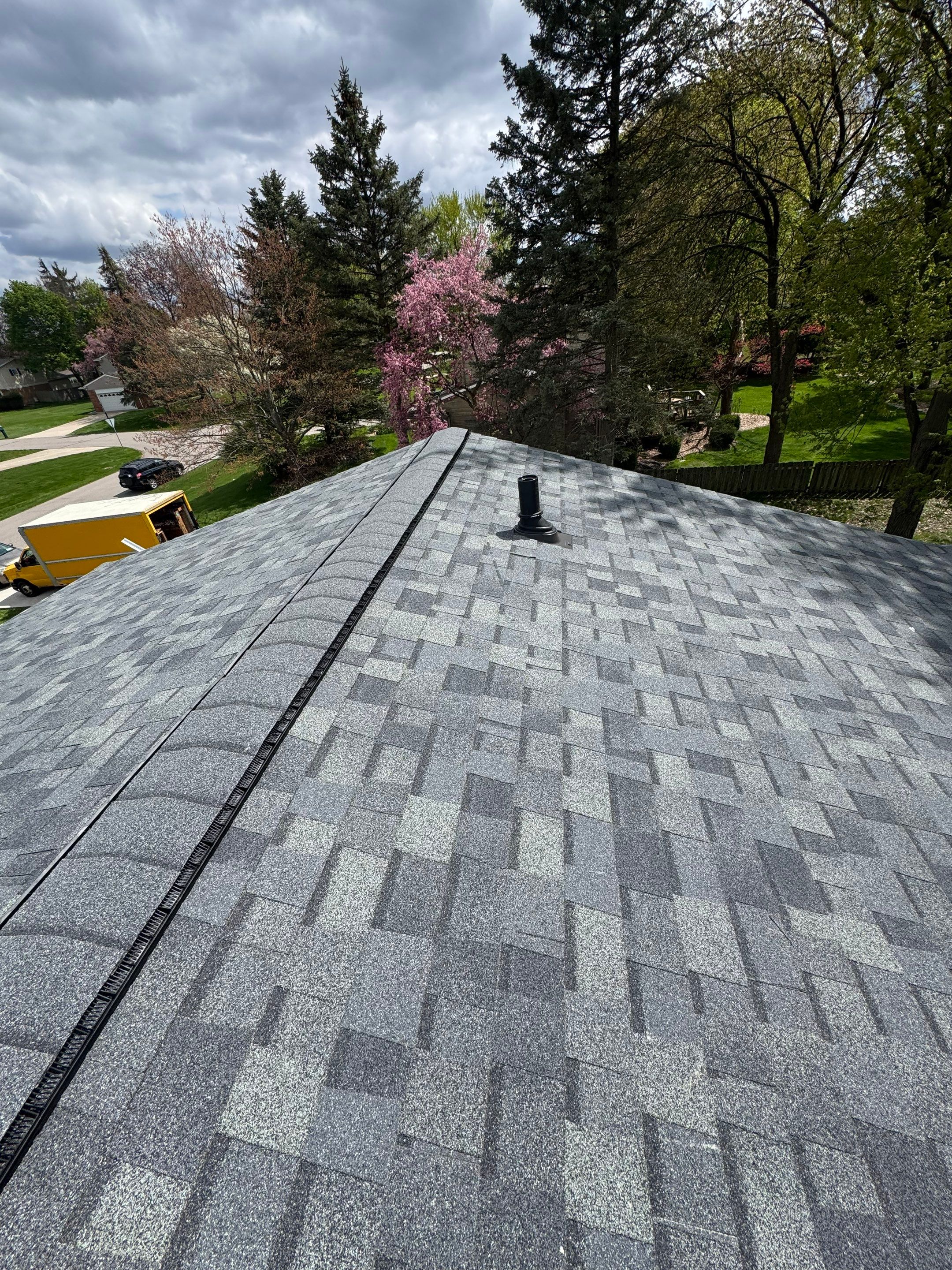 Roof Replacement using Owens Corning Tru Definitions by 180 Contractors