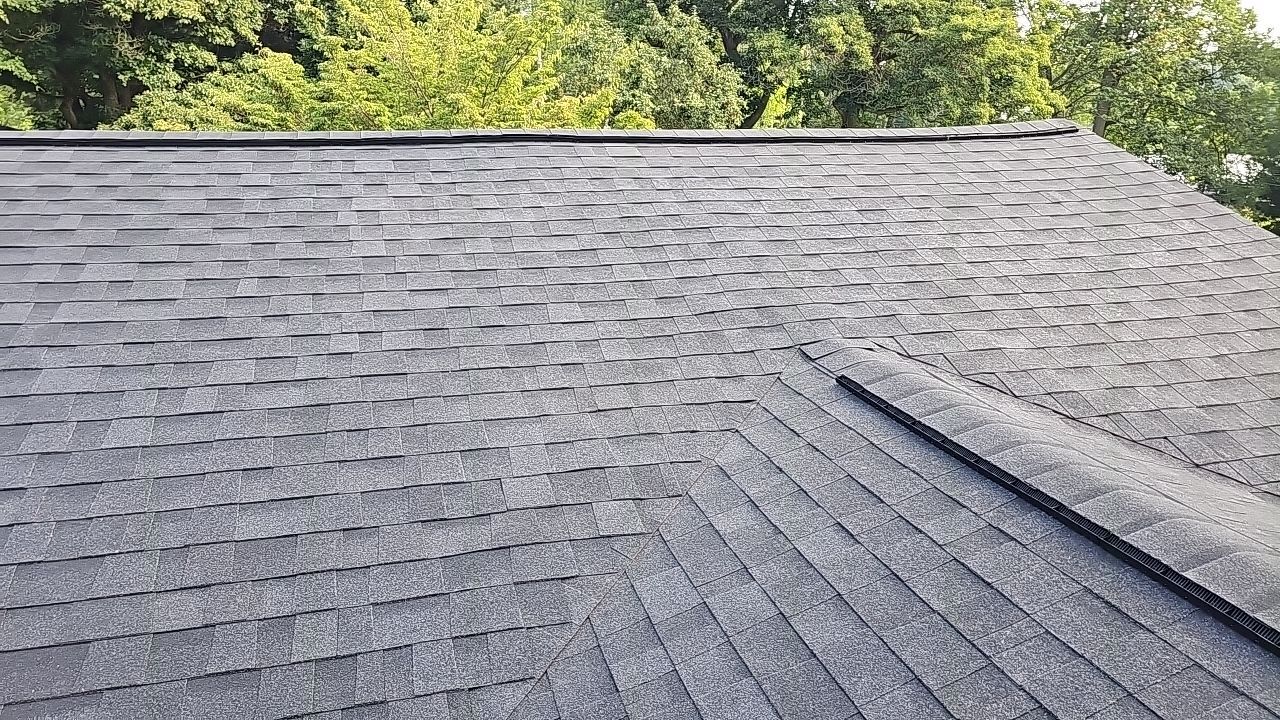 OWENS CORNING COLOR: Onyx Black by Eagle Eye Roofing