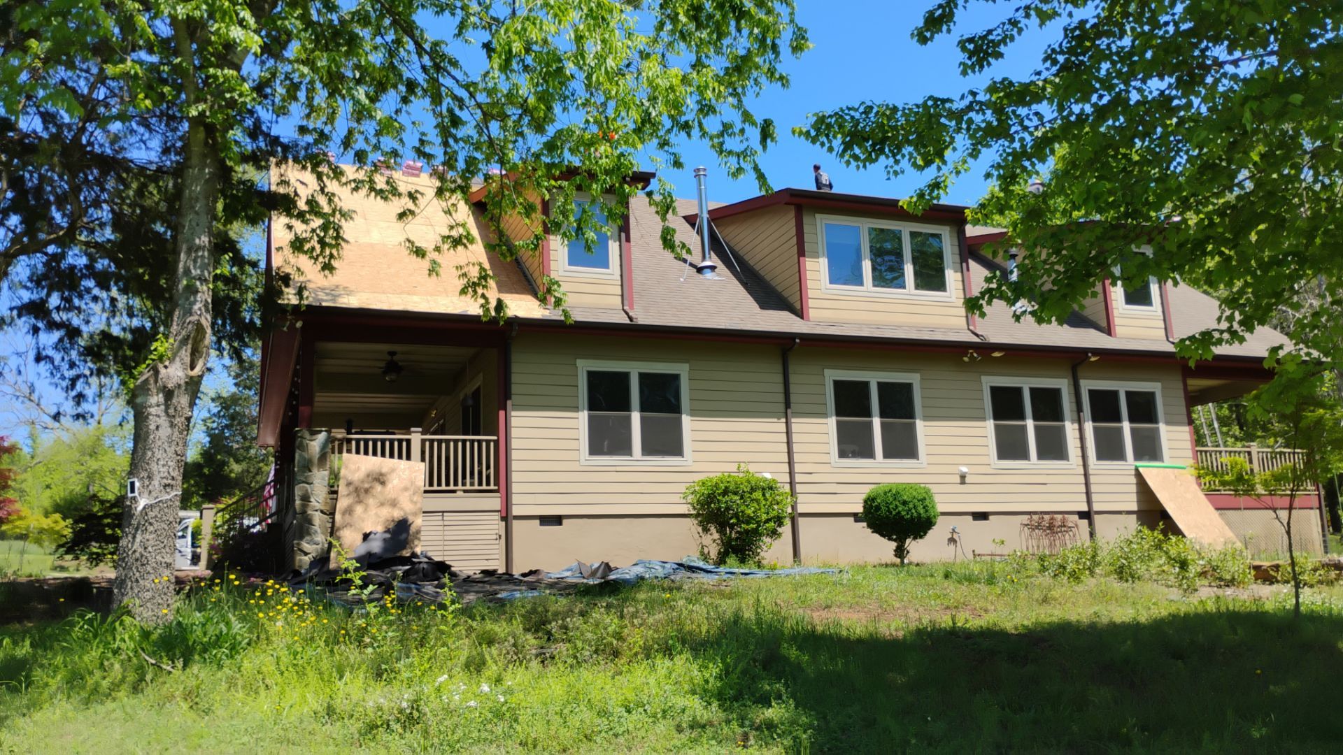 Tony's roof by BROCK BUILDERS 