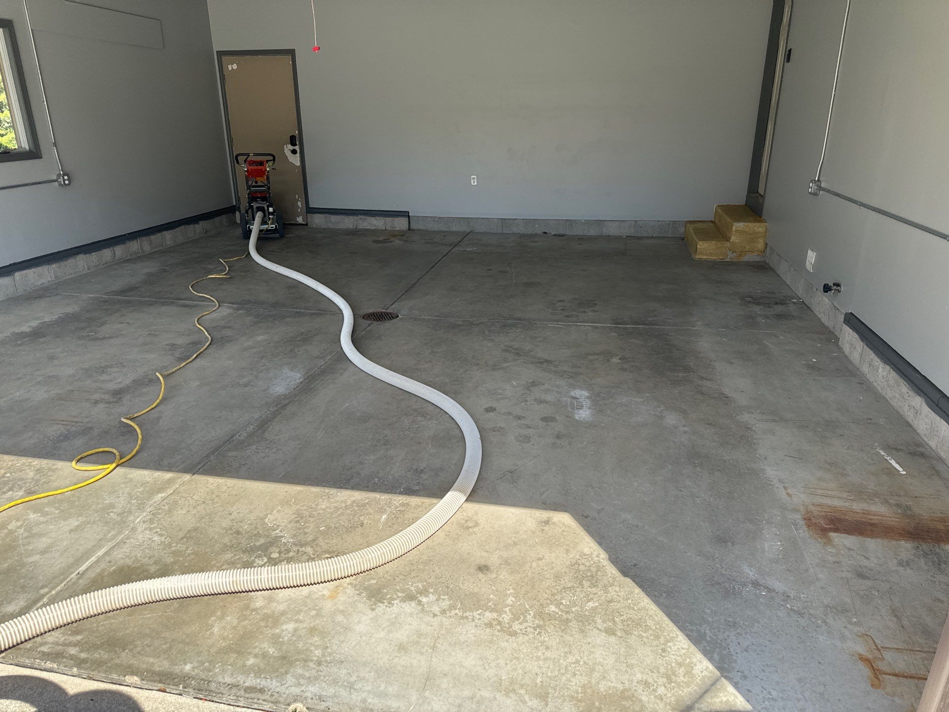 Epoxy Floor by Gordon Painting
