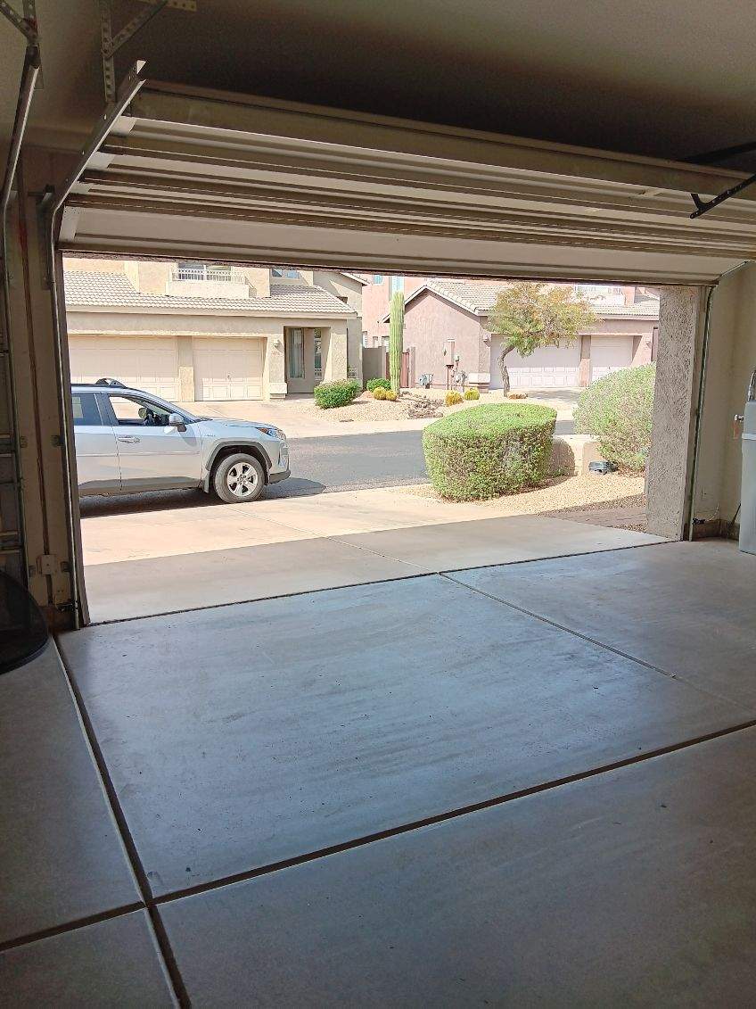 Garage Floor Epoxy - Cave Creek by Crash of Rhinos Painting & Garage Floors