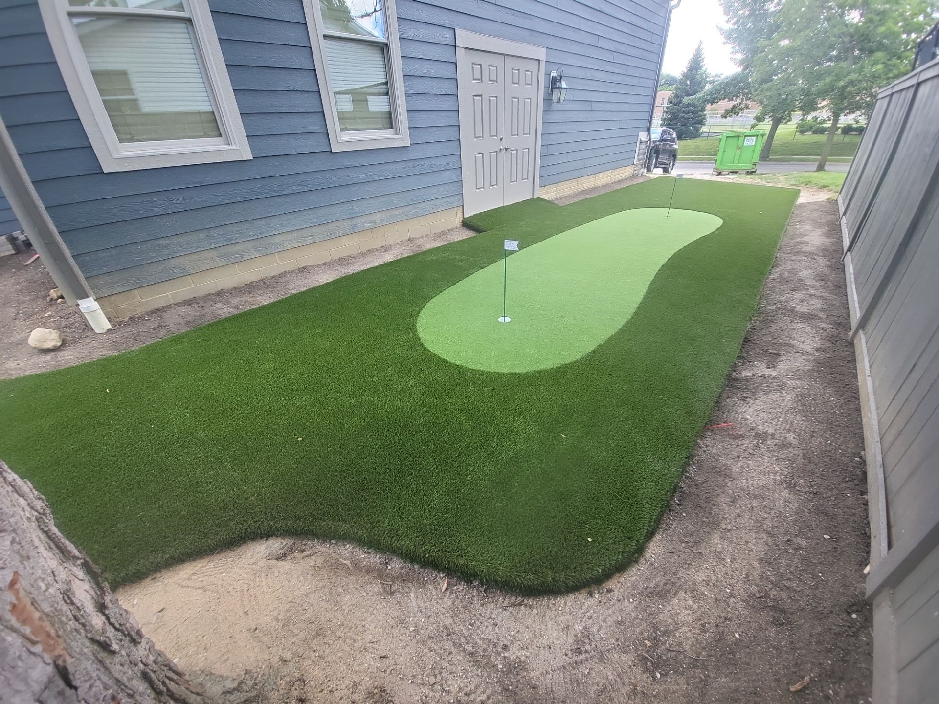 Custom Synthetic Lawn and Putting Green Installation in Upper Arlington by Southwest Greens Midwest