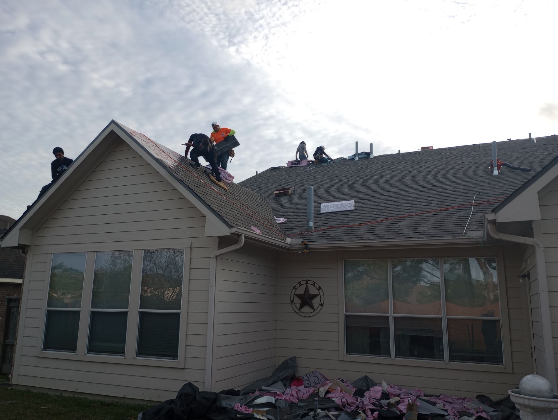 Residential Roofing Installation using Owen's Corning Duration (Lifetime) Shingles by Roof Repair Company