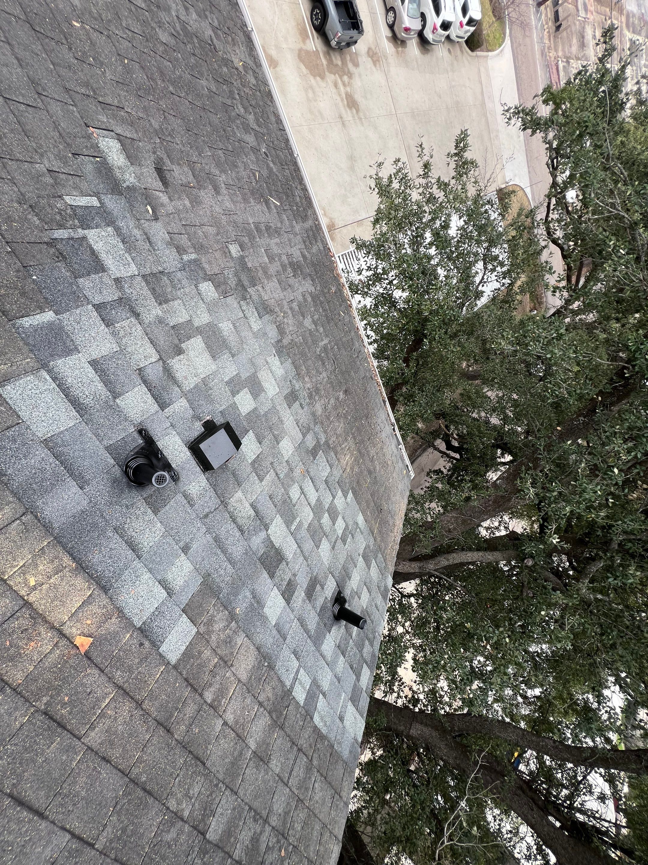Hail Damage using Owen's Corning Duration (Lifetime) Shingles by Roof Repair Company