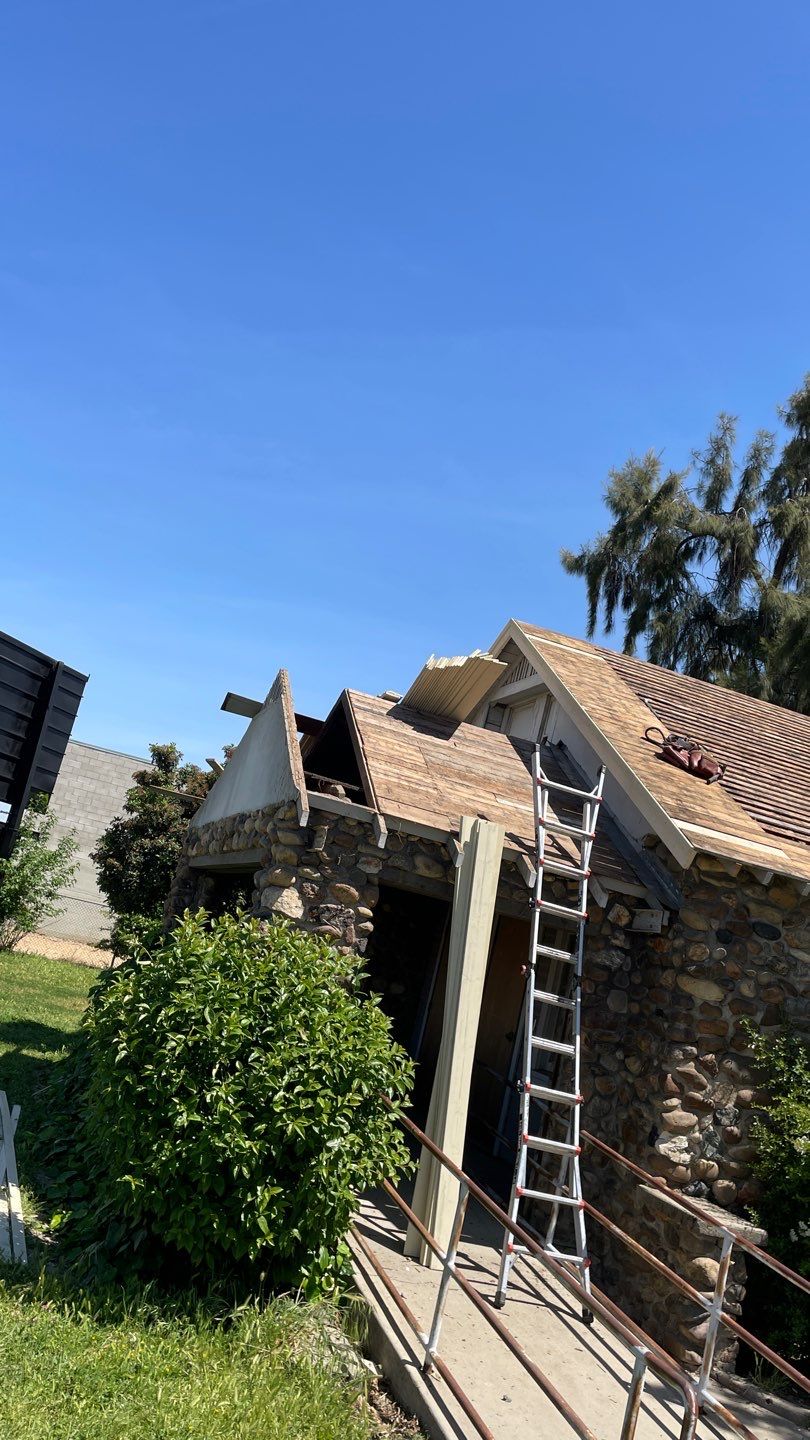 Certainteed Landmark Solaris shingle job at Merced Fairgrounds by Straight Edge Roofing Inc