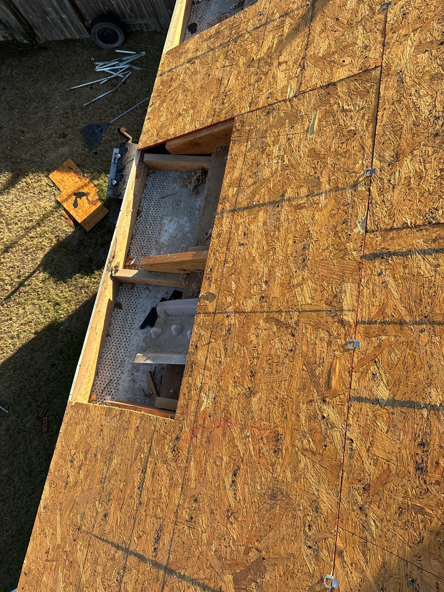 Residential Roofing Installation using Owen's Corning Duration (Lifetime) Shingles by Roof Repair Company