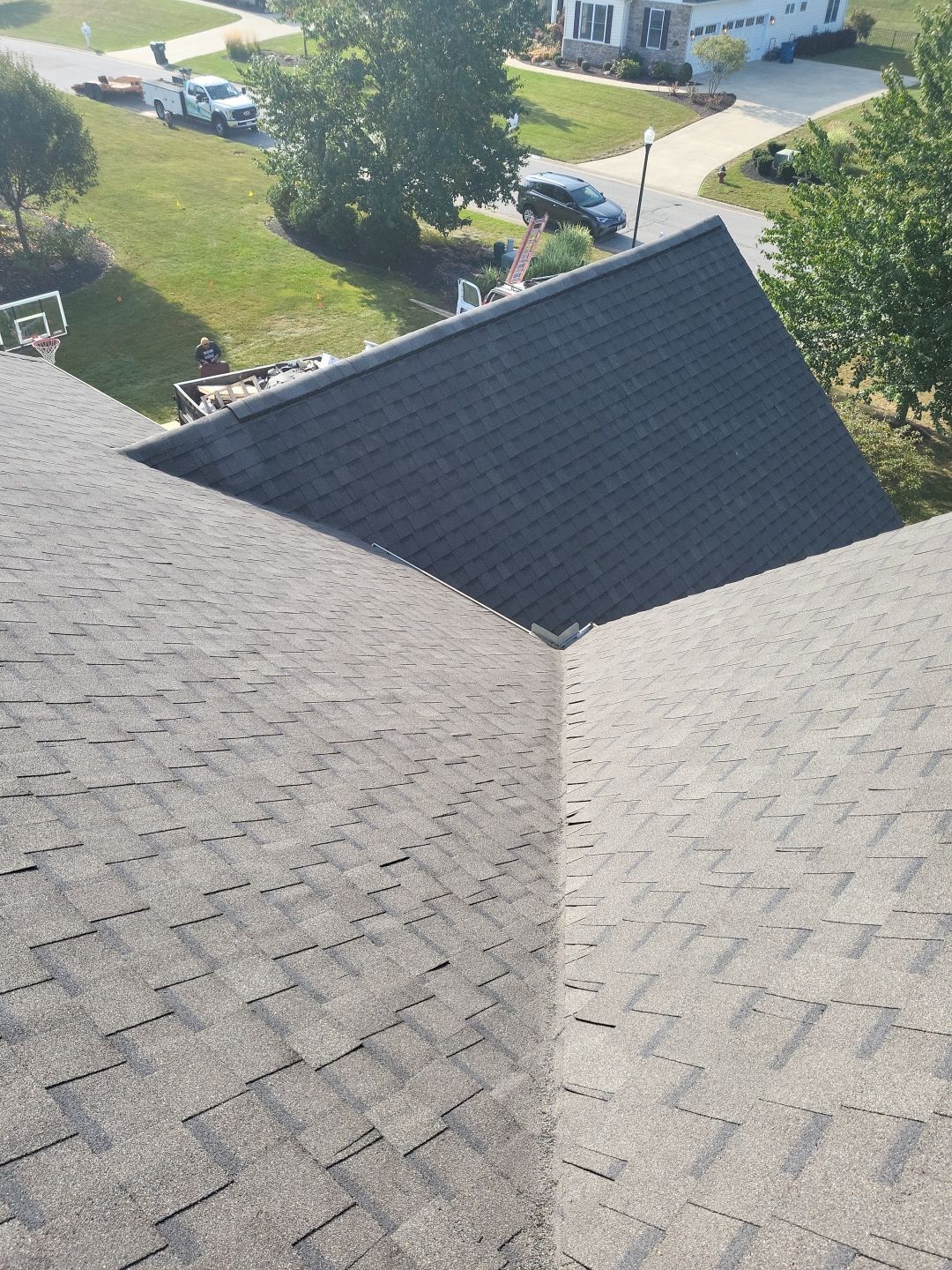 ATLAS PINNACLE COLOR: WEATHERED WOOD by Eagle Eye Roofing