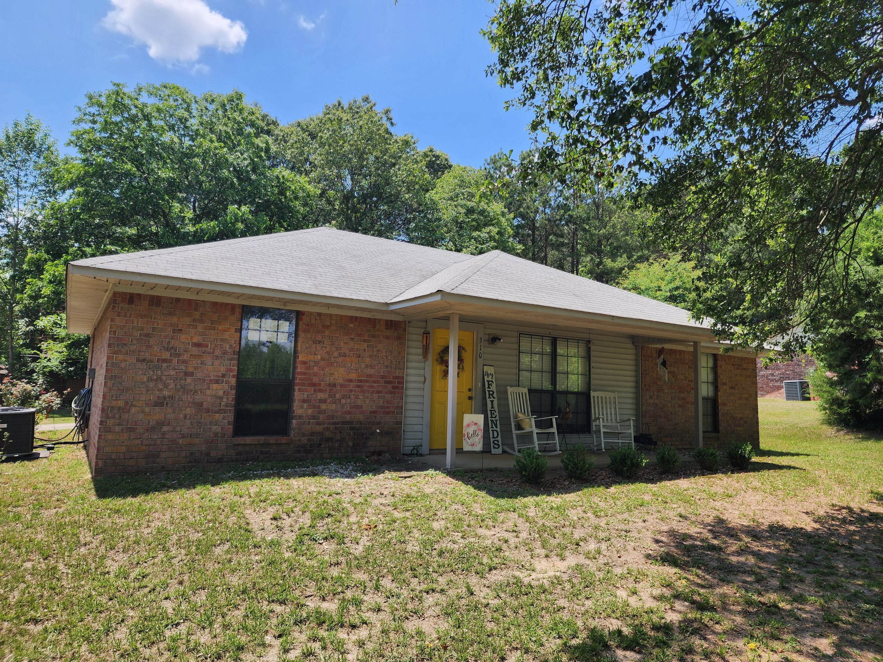 Residential Reroof: 25 Year 3-Tab Shingle by Hostetler Roofing