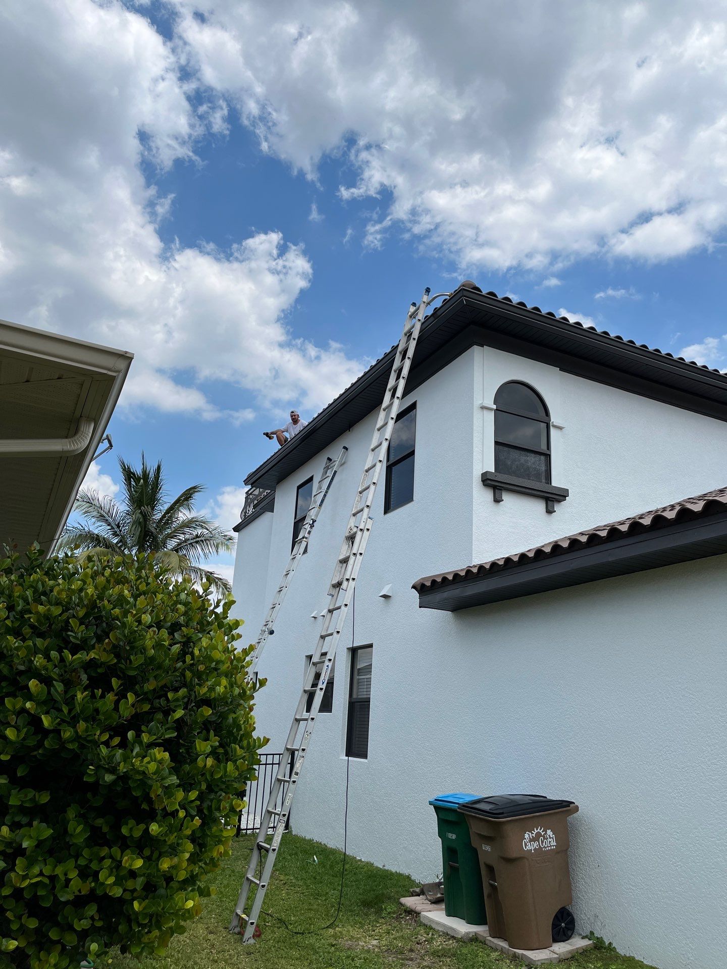 Stylish seamless gutters in Cape Coral FL by Gutter Professors