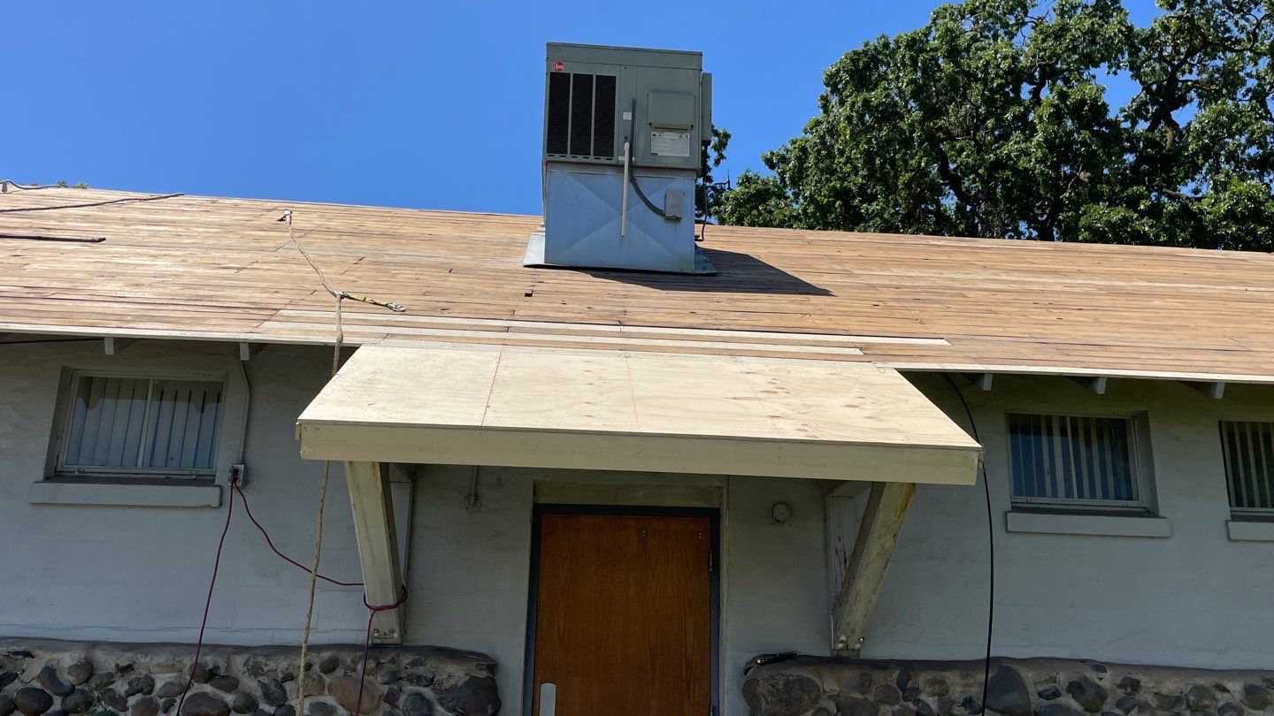 Certainteed Landmark Solaris shingle job at Merced Fairgrounds by Straight Edge Roofing Inc