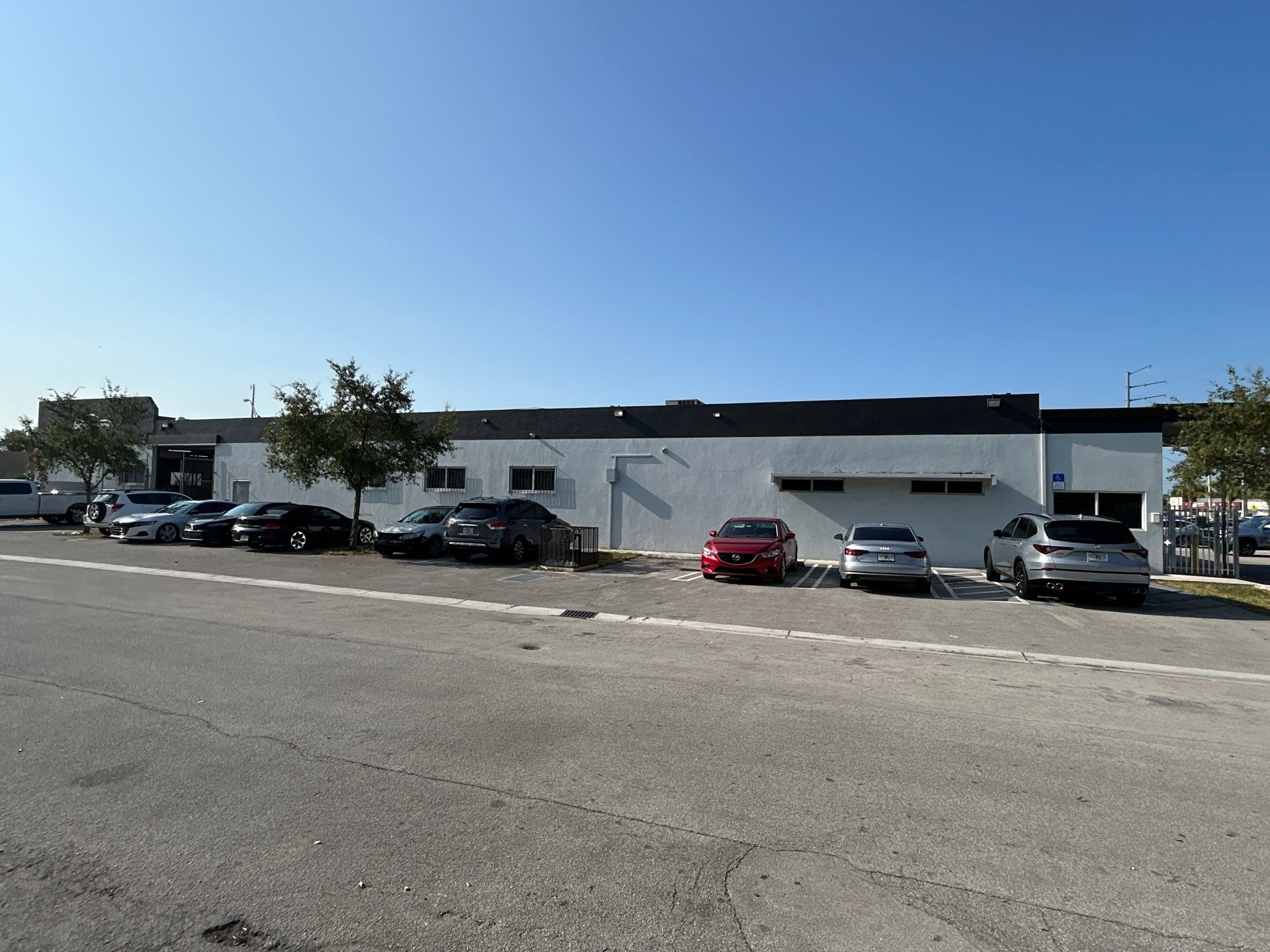 H GREG SERVICE CENTER by Souffront Construction & Engineering