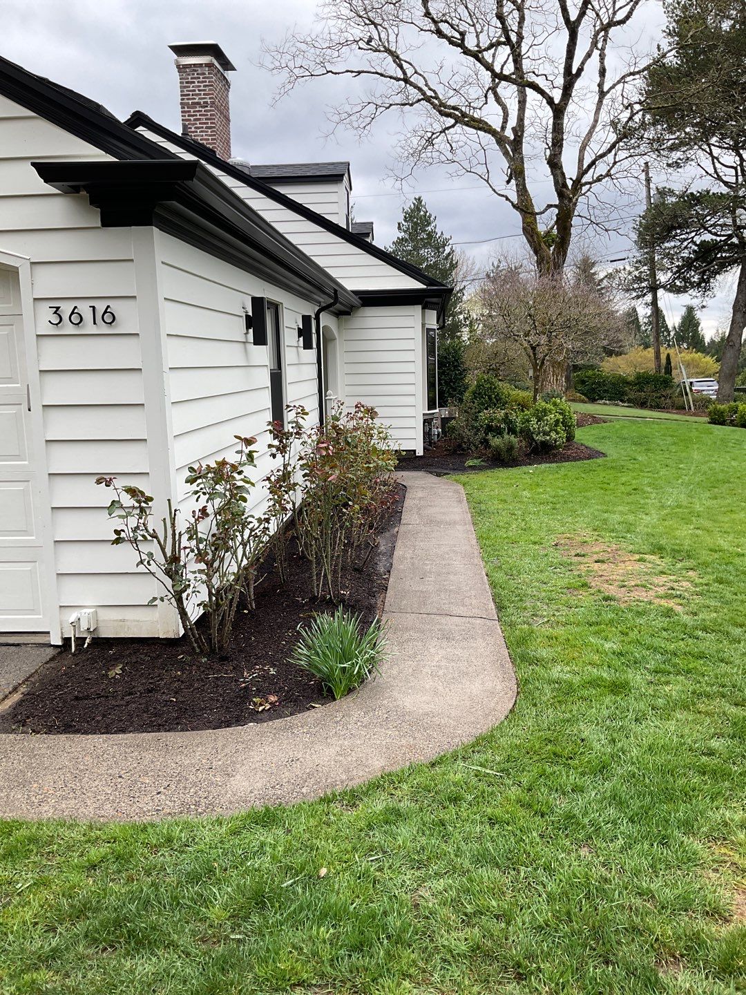 Flat work by Willamette Outdoor Wash LLC