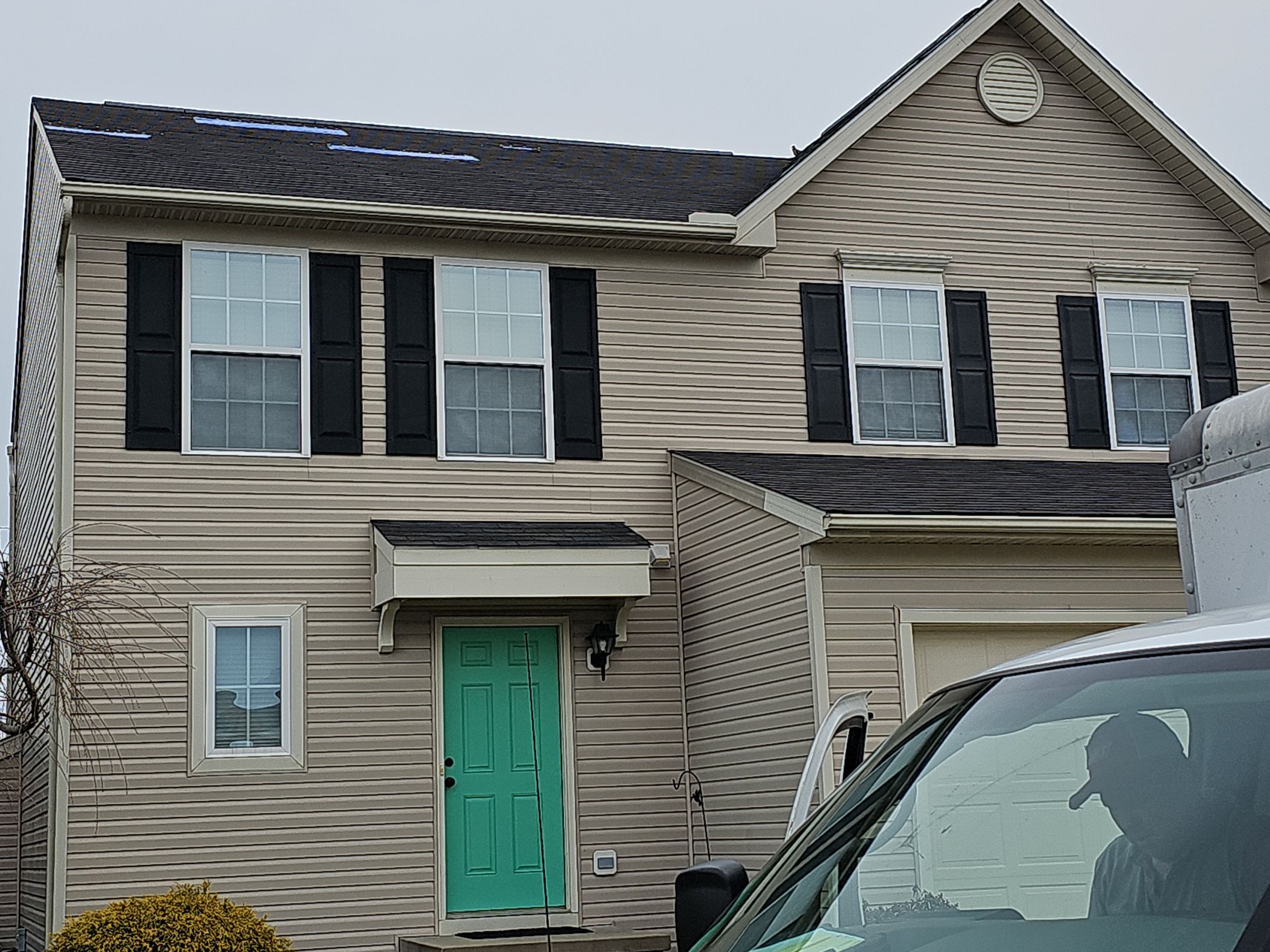 ATLAS PINNACLE COLOR: BLACK SHADOW DRIP EDGE: WHITE by Eagle Eye Roofing