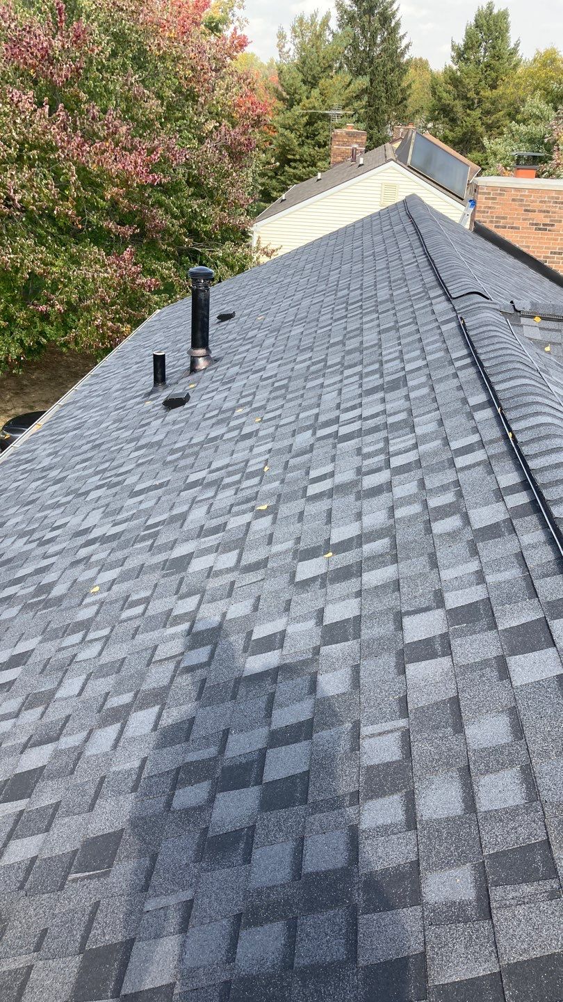 Roof Replacement using CertainTeed Landmark by 180 Contractors
