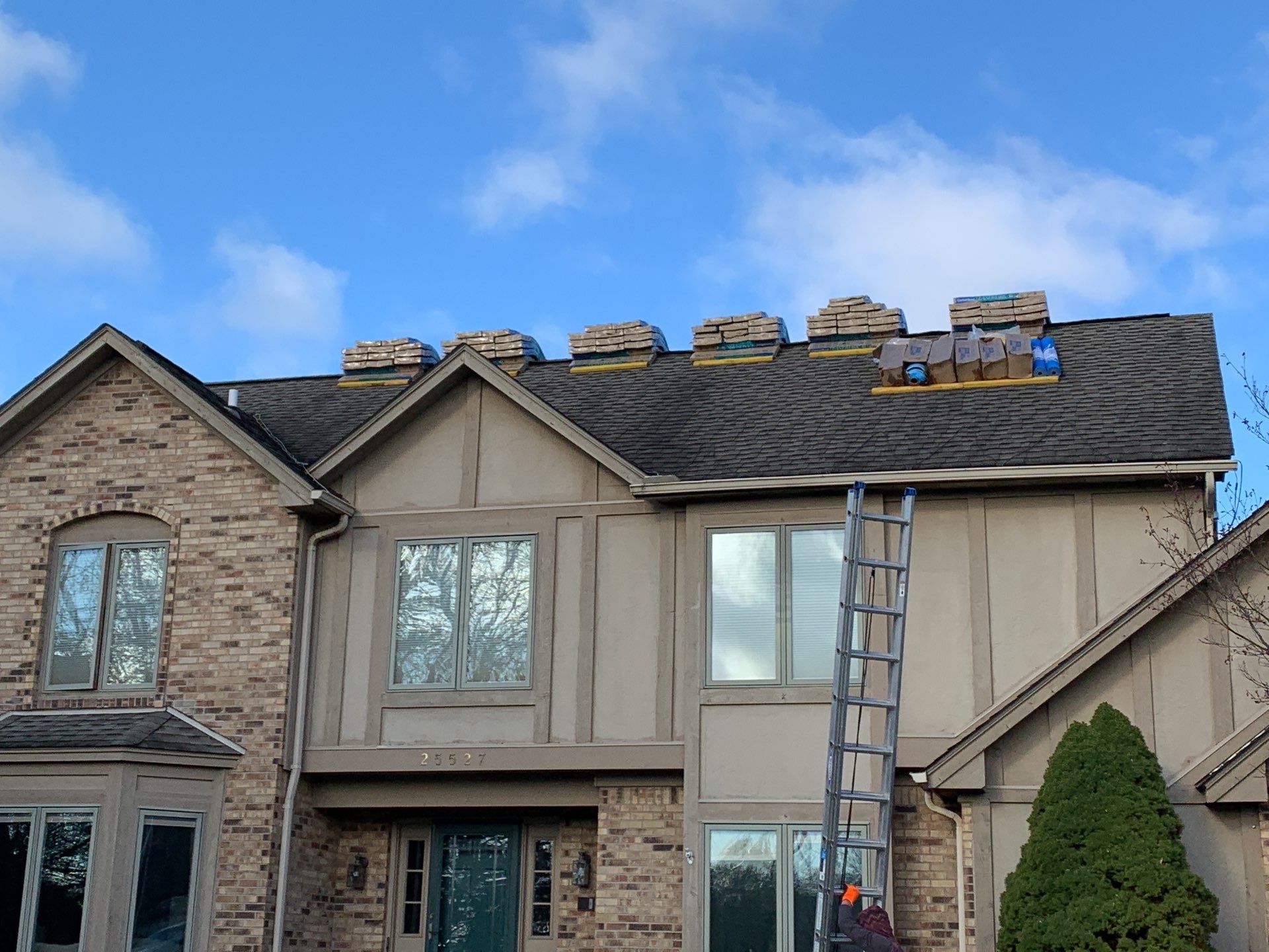 Roof Replacement using CertainTeed Landmark by 180 Contractors