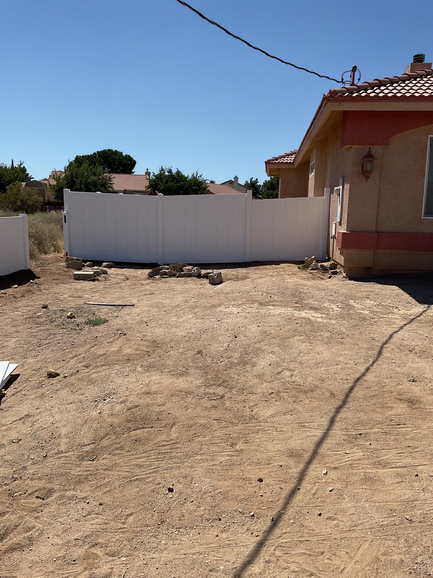 Fence Installation using vinyl pickett by Fence Guys Inc.