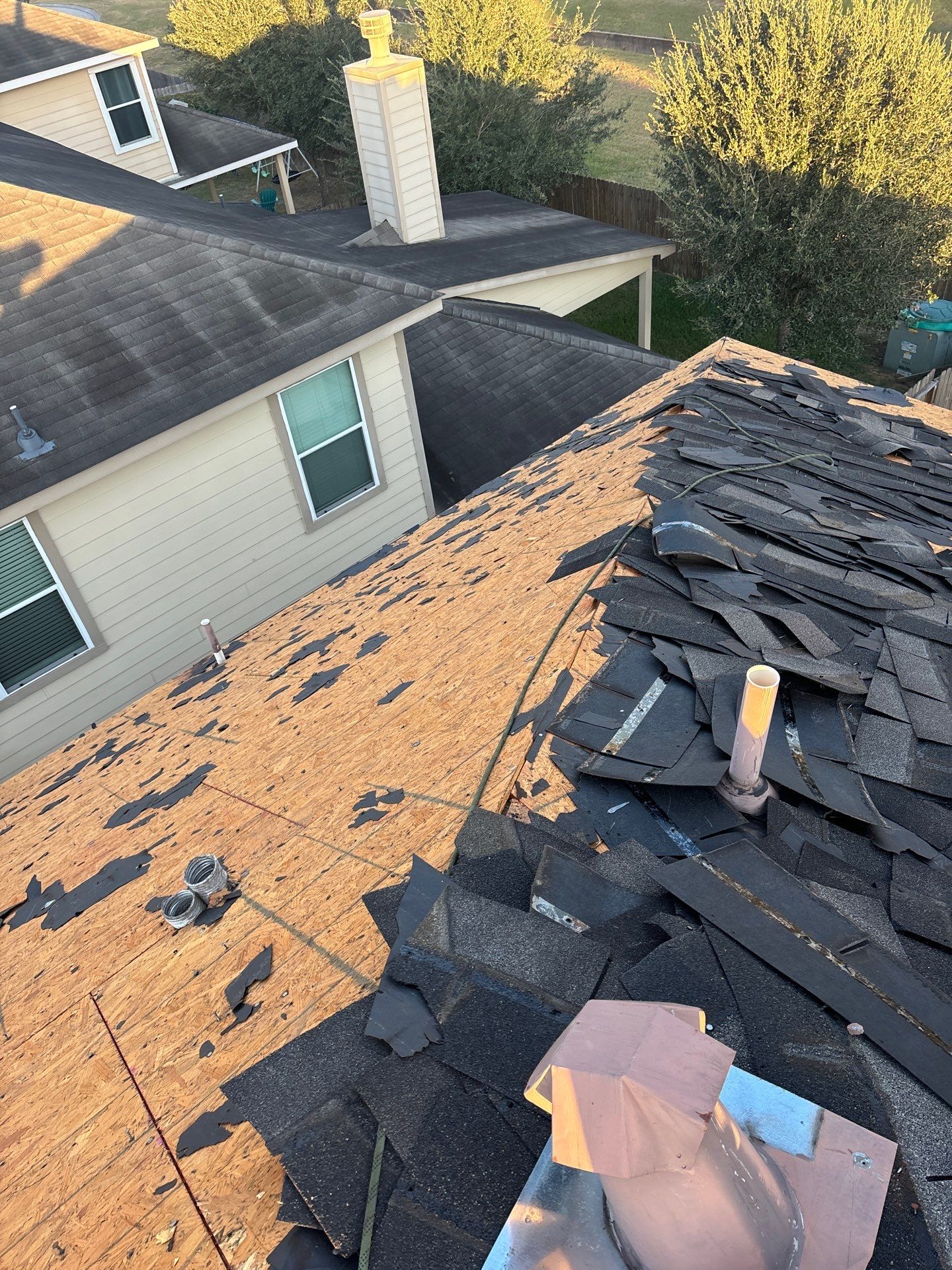 Residential Roofing Installation using Owen's Corning Duration (Lifetime) Shingles by Roof Repair Company
