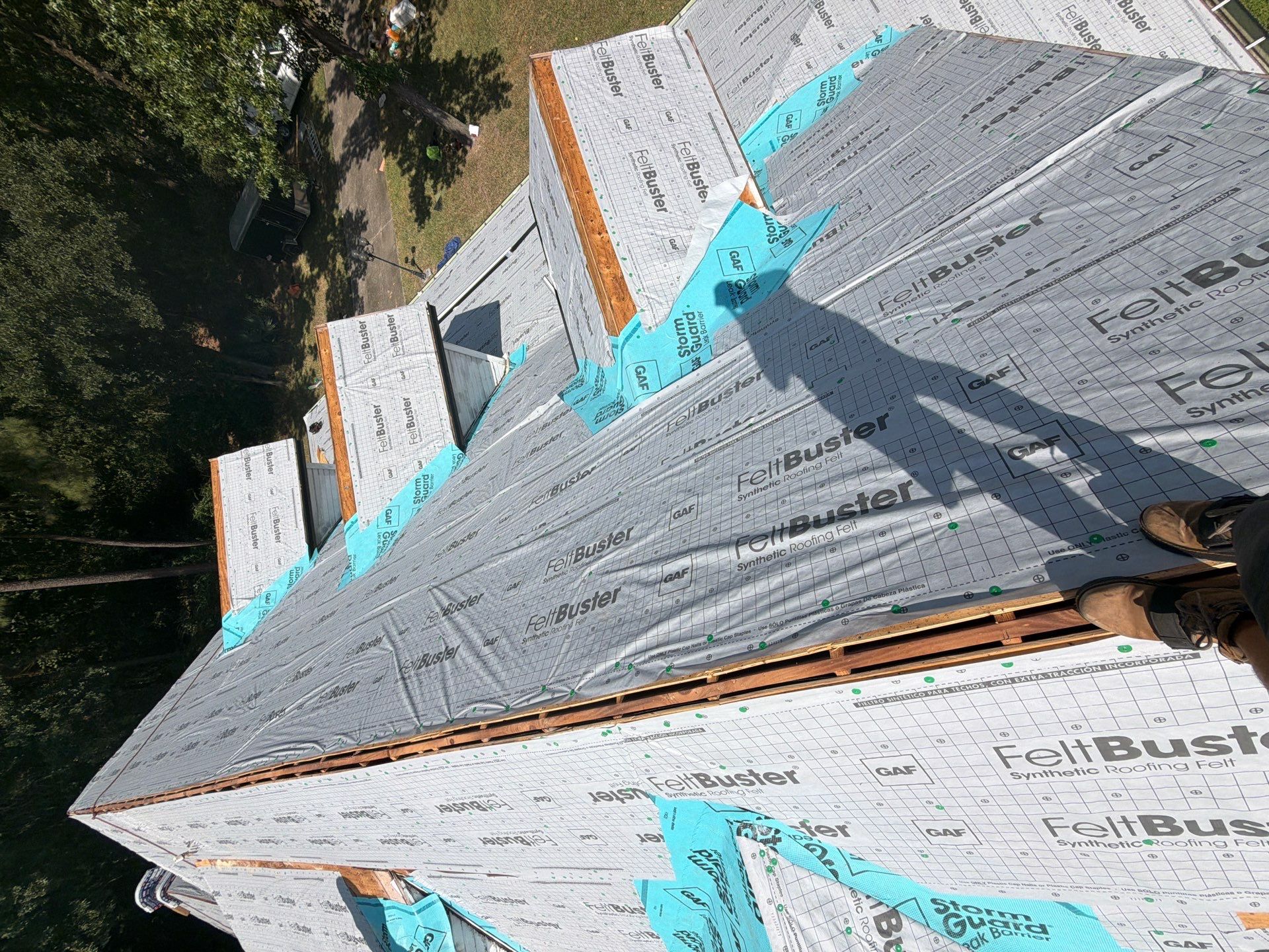 Comprehensive GAF Architectural Shingle Roof Replacement in Houston by Good Vibes Roofing