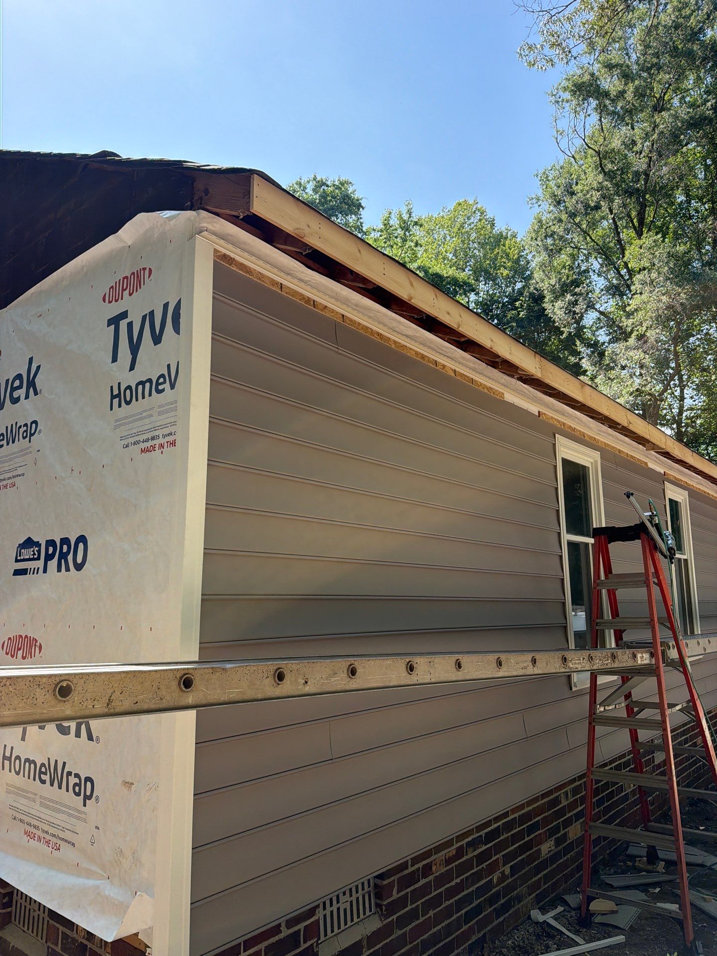Siding Replacement and Structural Wood Rot Repairs in Mechanicsville by Cade Construction