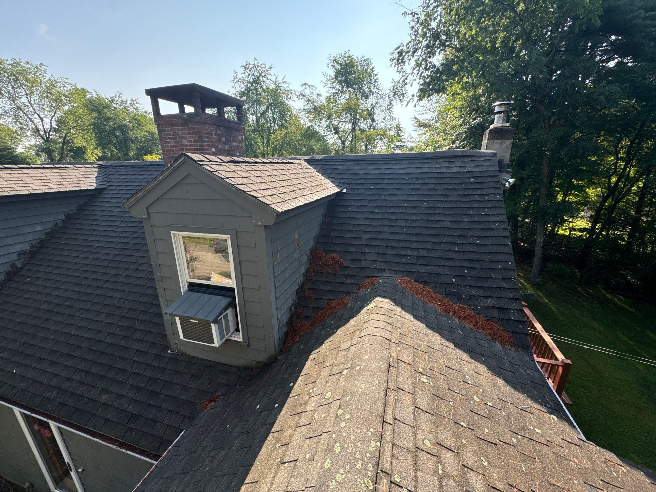 Dead Valley Roof Repair and Replacement in Kensington, NH &mdash; GAF Timberline Weathered Wood in Kensington, NH
