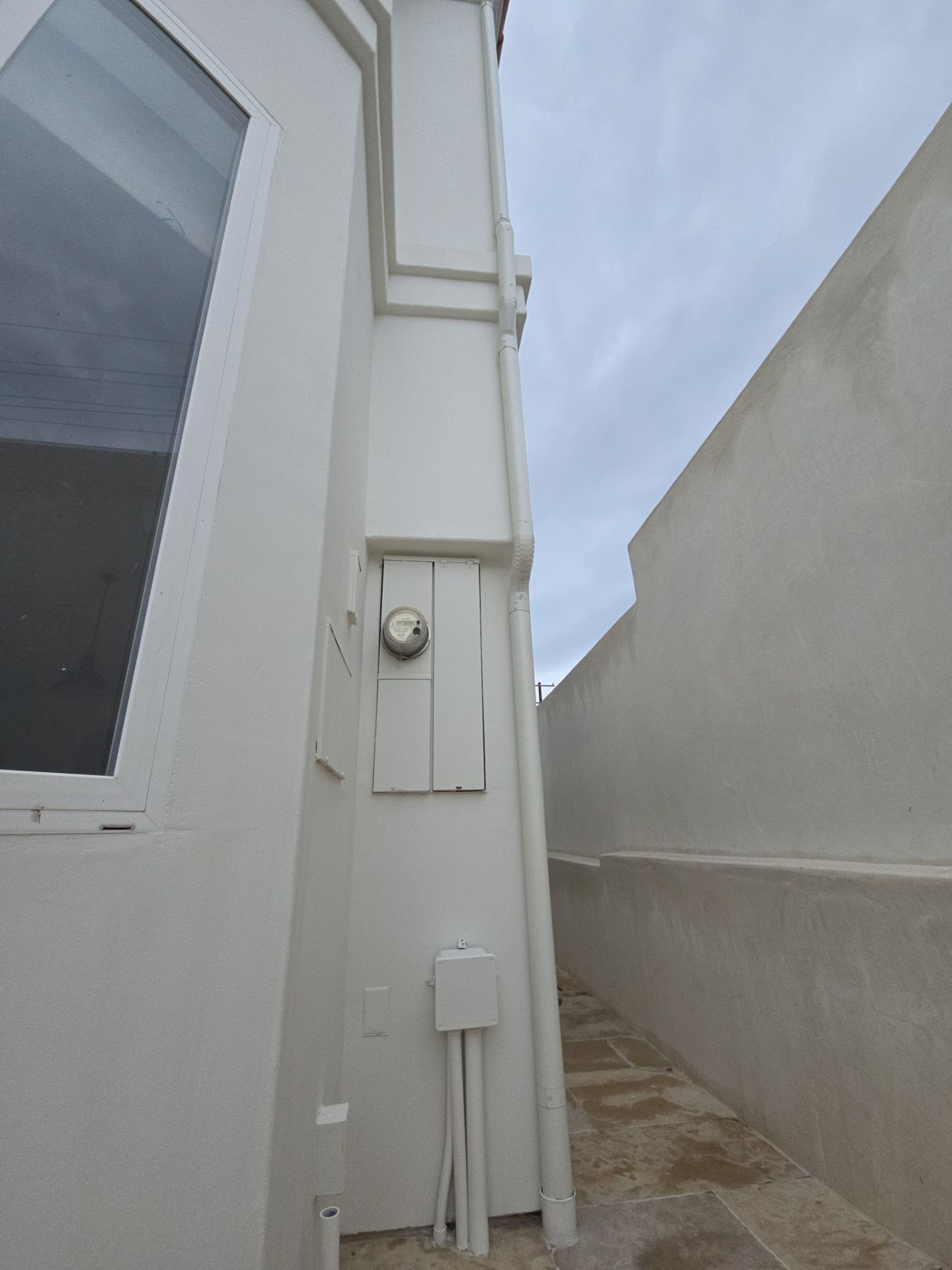 Rain Gutters Project in Manhattan Beach by Insulation Labs