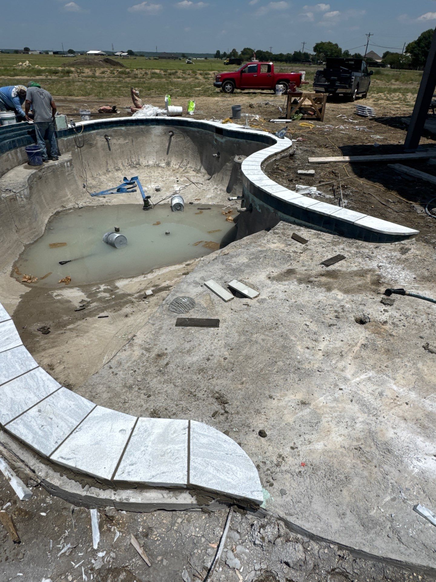 Large Freeform Pool with Beach Entry by Pinnacle Pools and Spas - DFW