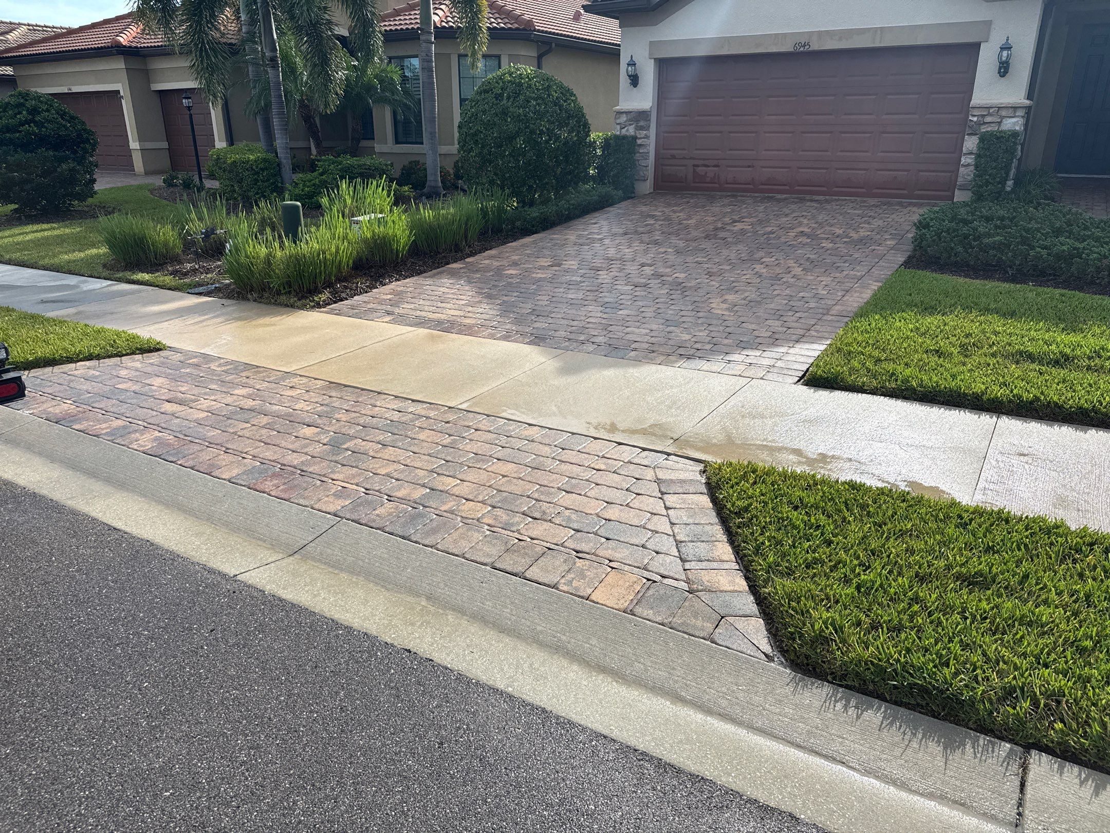 Paver Driveway & Sidewalk Cleaning – Del Webb Community, Lakewood Ranch, FL by Sunshine AquaWash