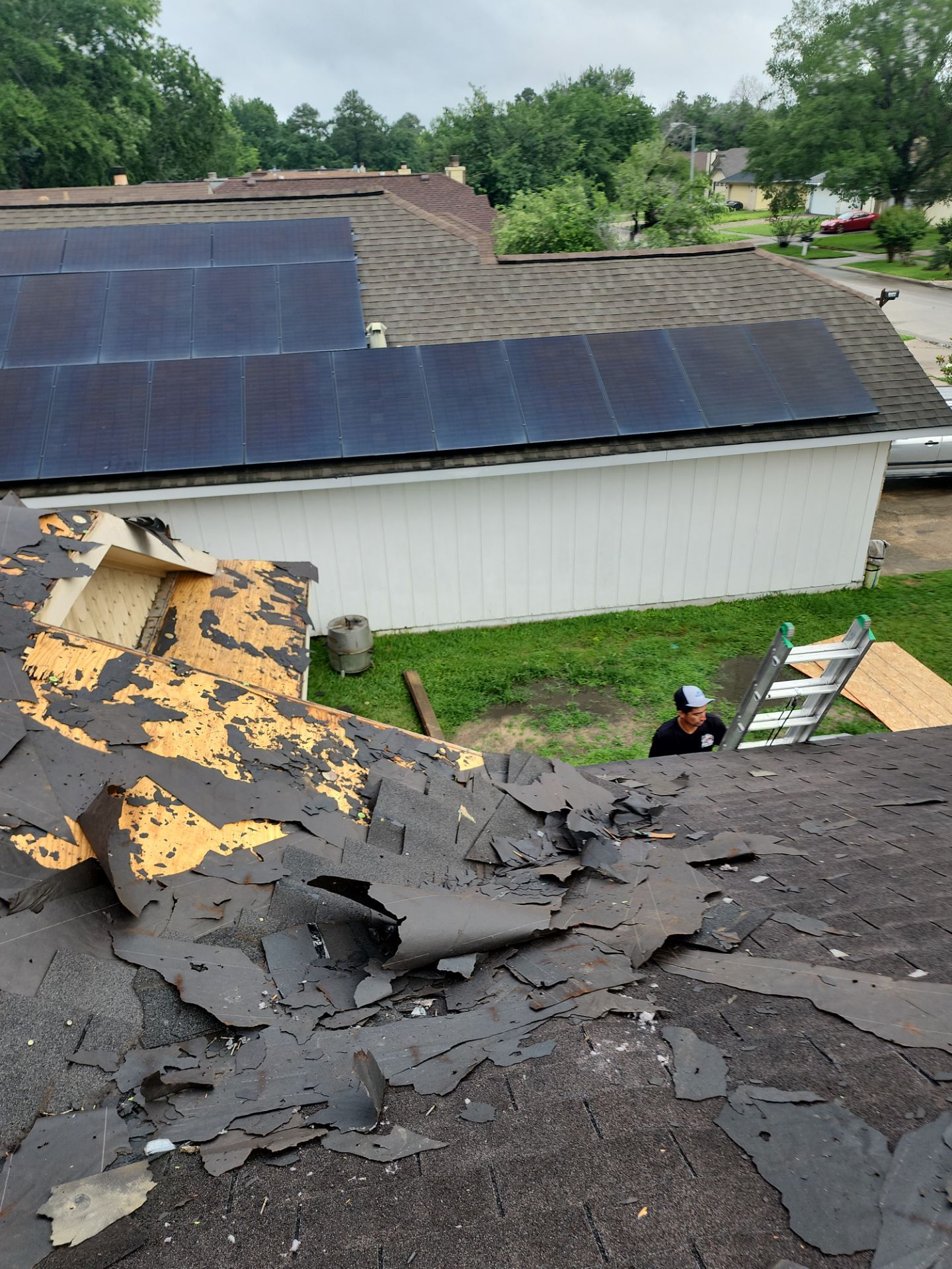 Residential Roofing Installation using Owen's Corning Duration (Lifetime) Shingles by Roof Repair Company