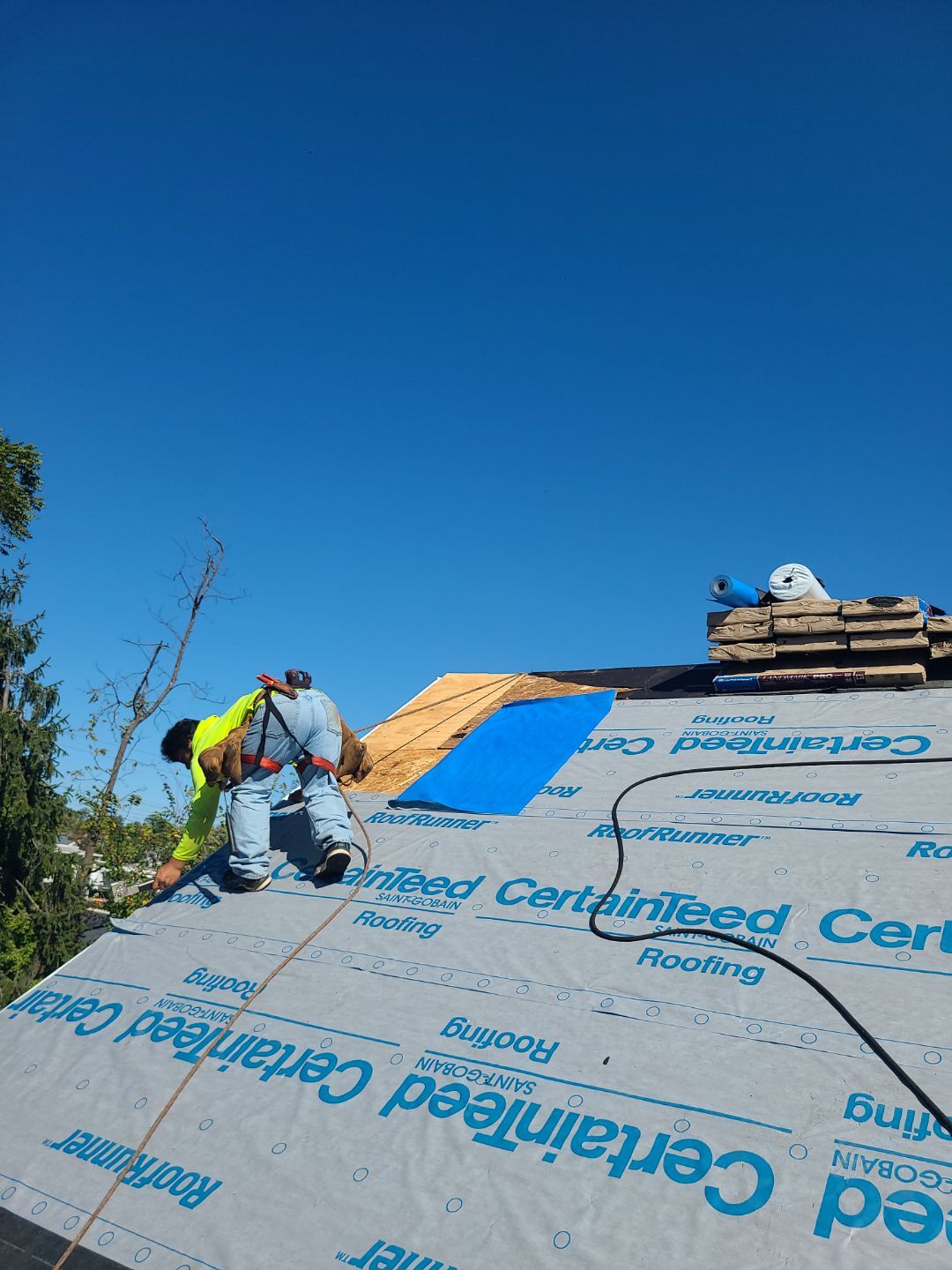 Falls Church: Residential Roof Replacement with CertainTeed Landmark Pro in Max Def Colonial Slate by RM Banning, Inc.