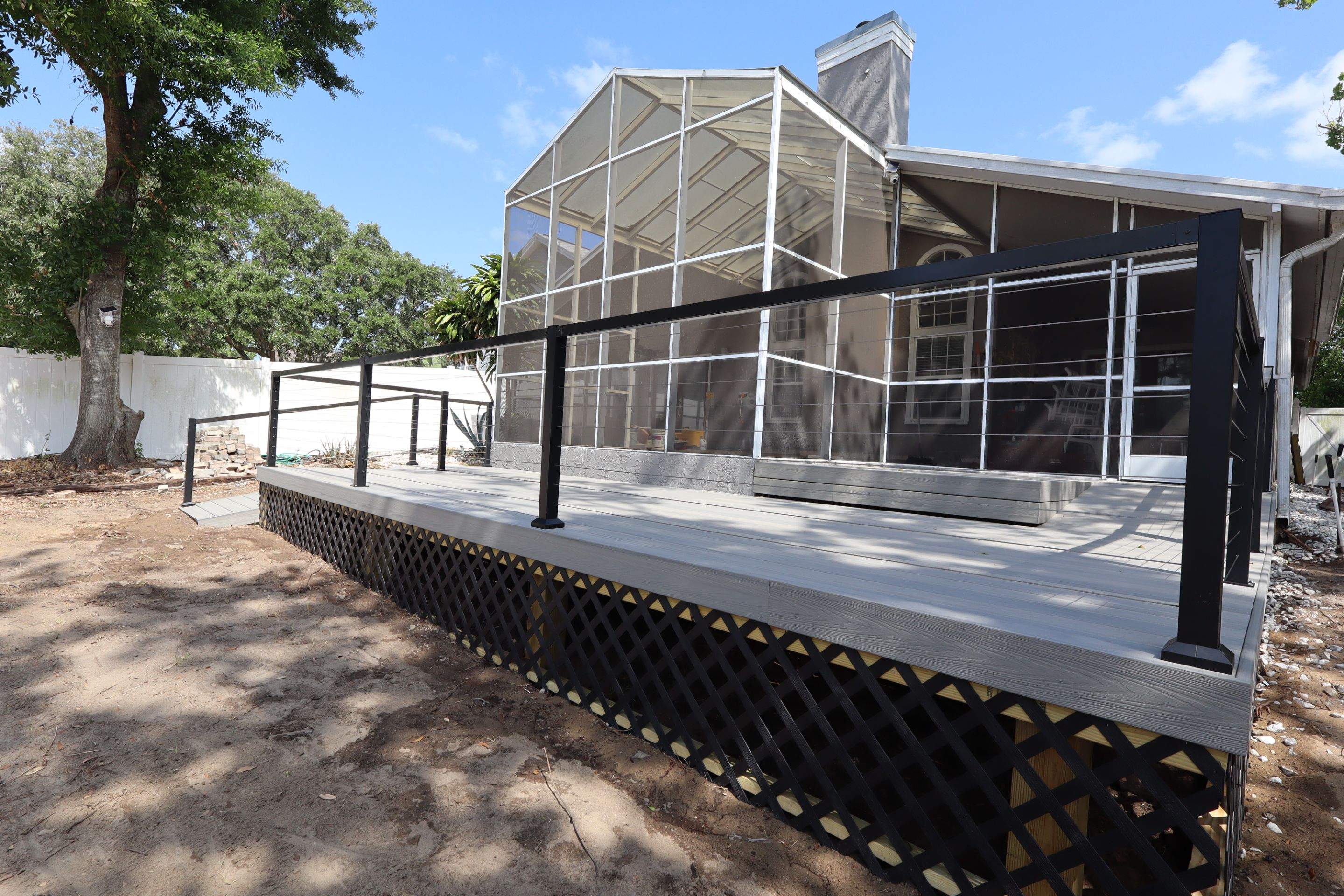 Composite deck and aluminum railings by Orlando pergolas