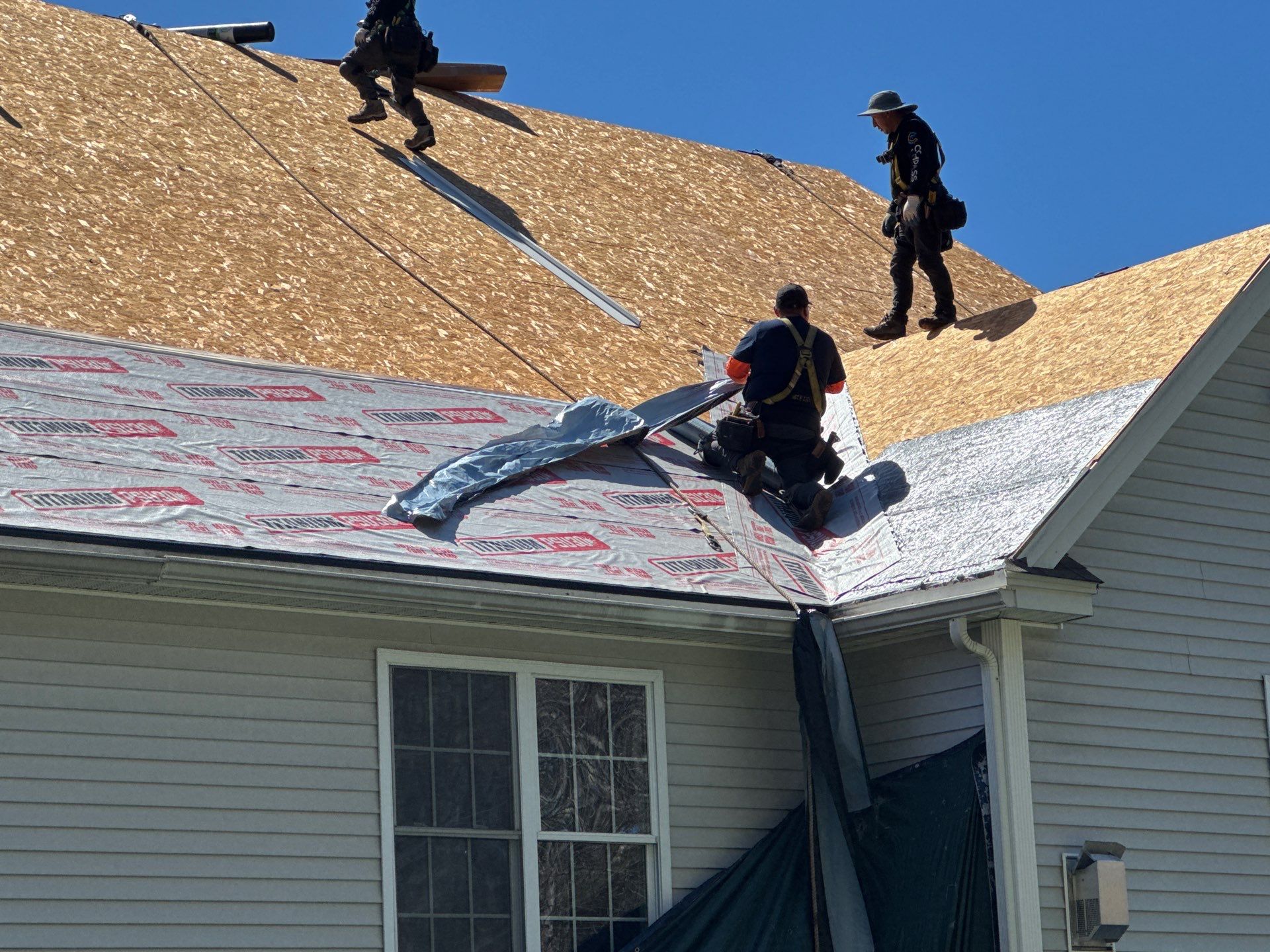 HOA Roof Replacement in Stratham, NH – 55 Square Duplex with Repairs & Ventilation Fixes by Compass exteriors