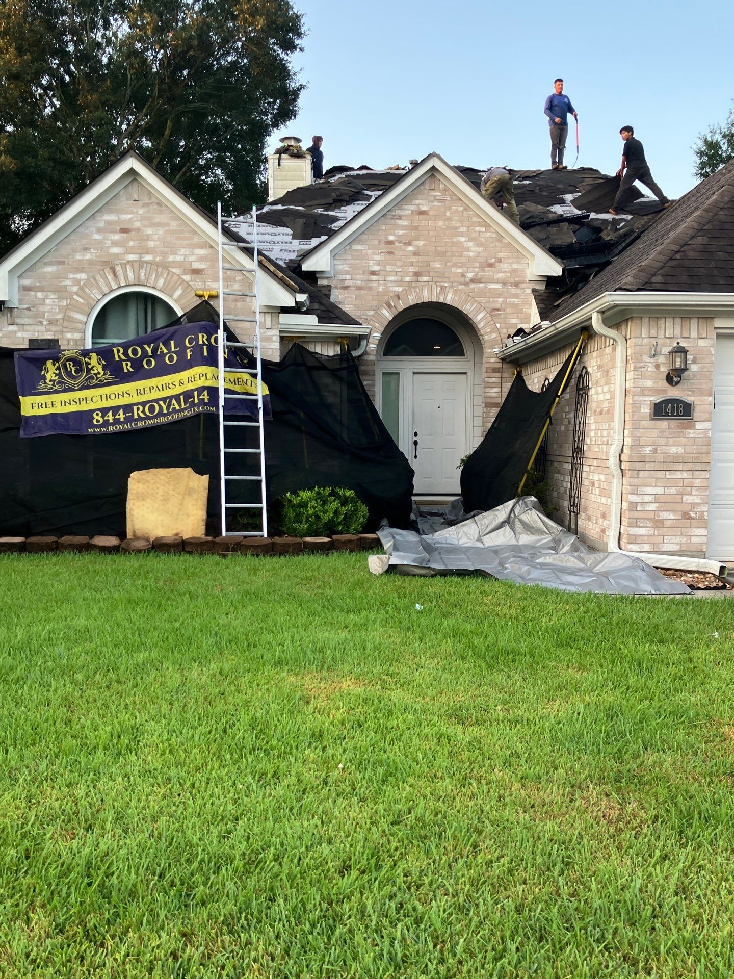 Project in Spring by Royal Crown Roofing 