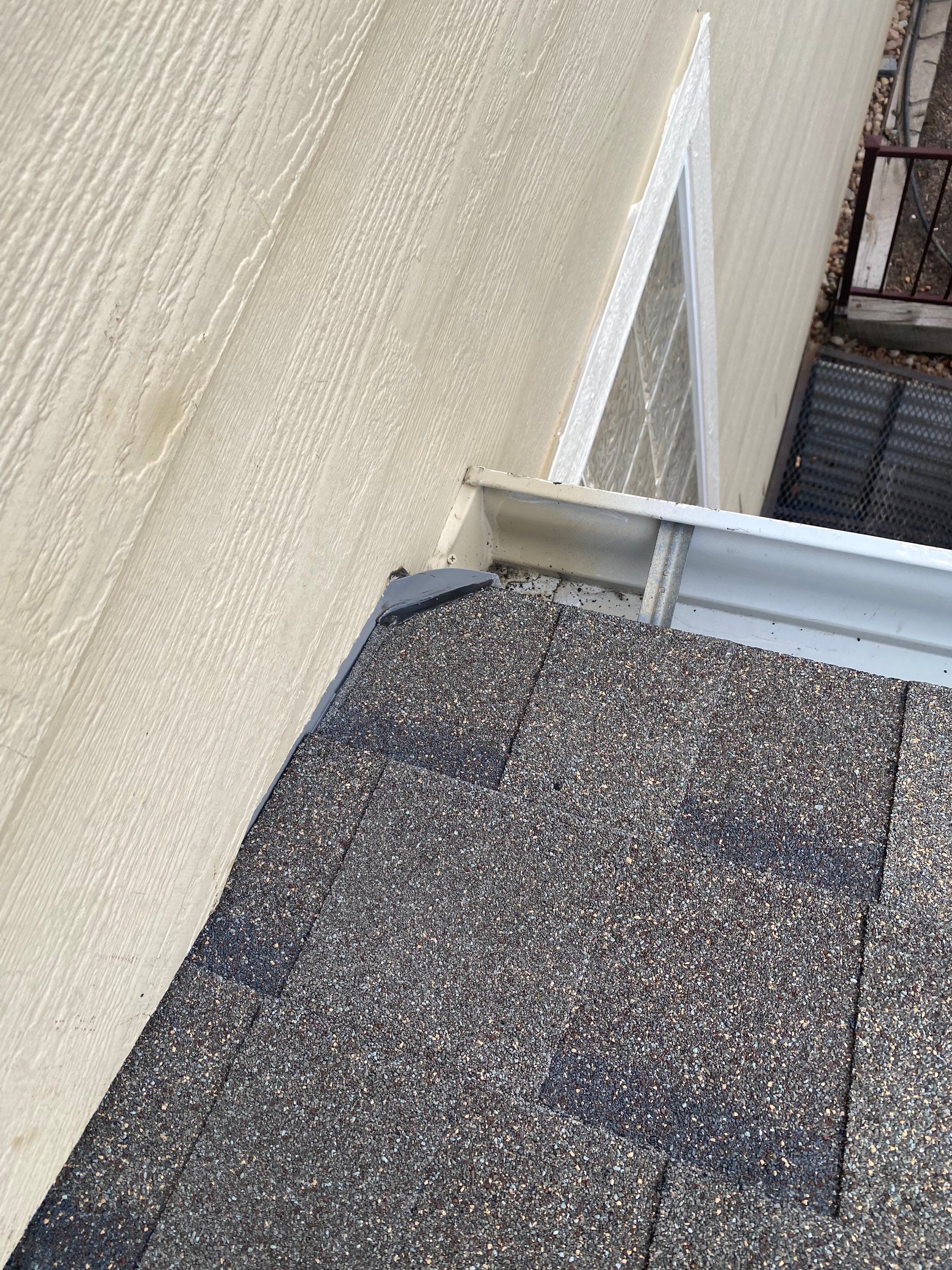 Resdiental Hail Damage Roof Replacement using Atlas Pinnacle Class 4 Impact Resistant "Weathered Wood" color by Black Belt Roofing