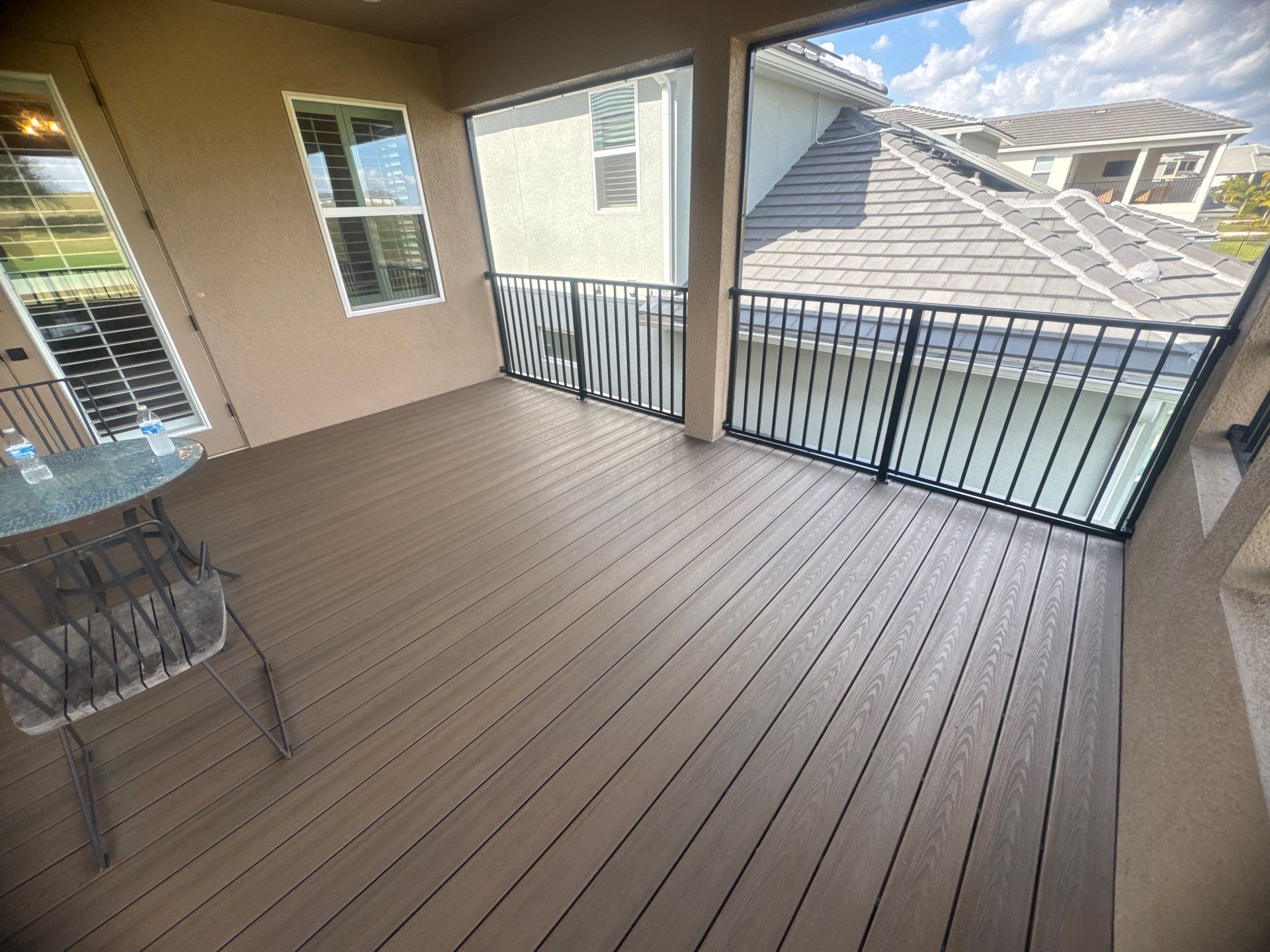 Balcony flooring and screen installation by Orlando pergolas