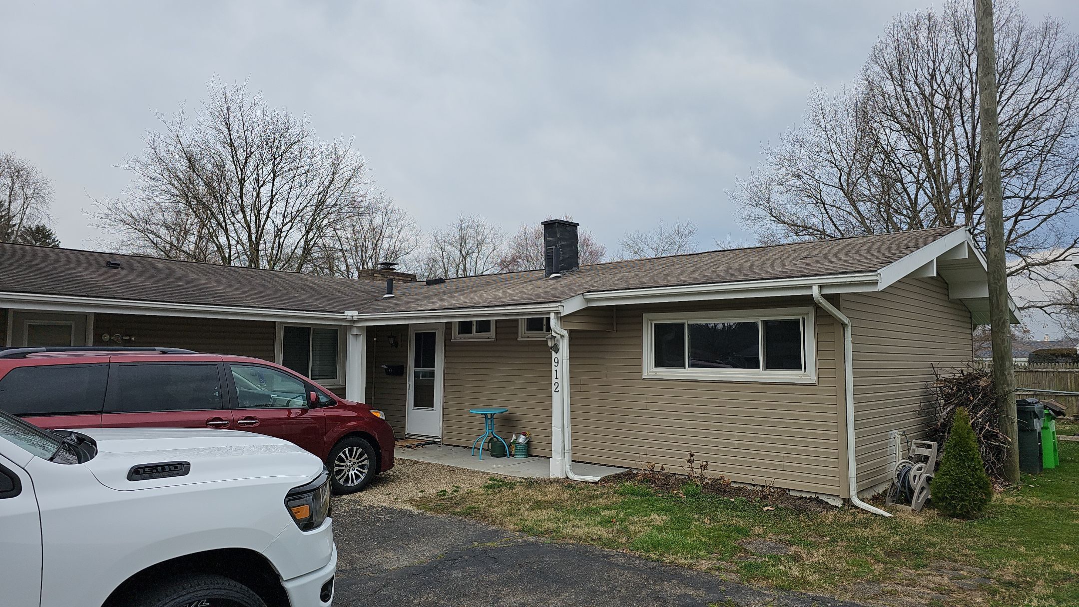 ATLAS PINNACLE COLOR: WEATHERED WOOD by Eagle Eye Roofing