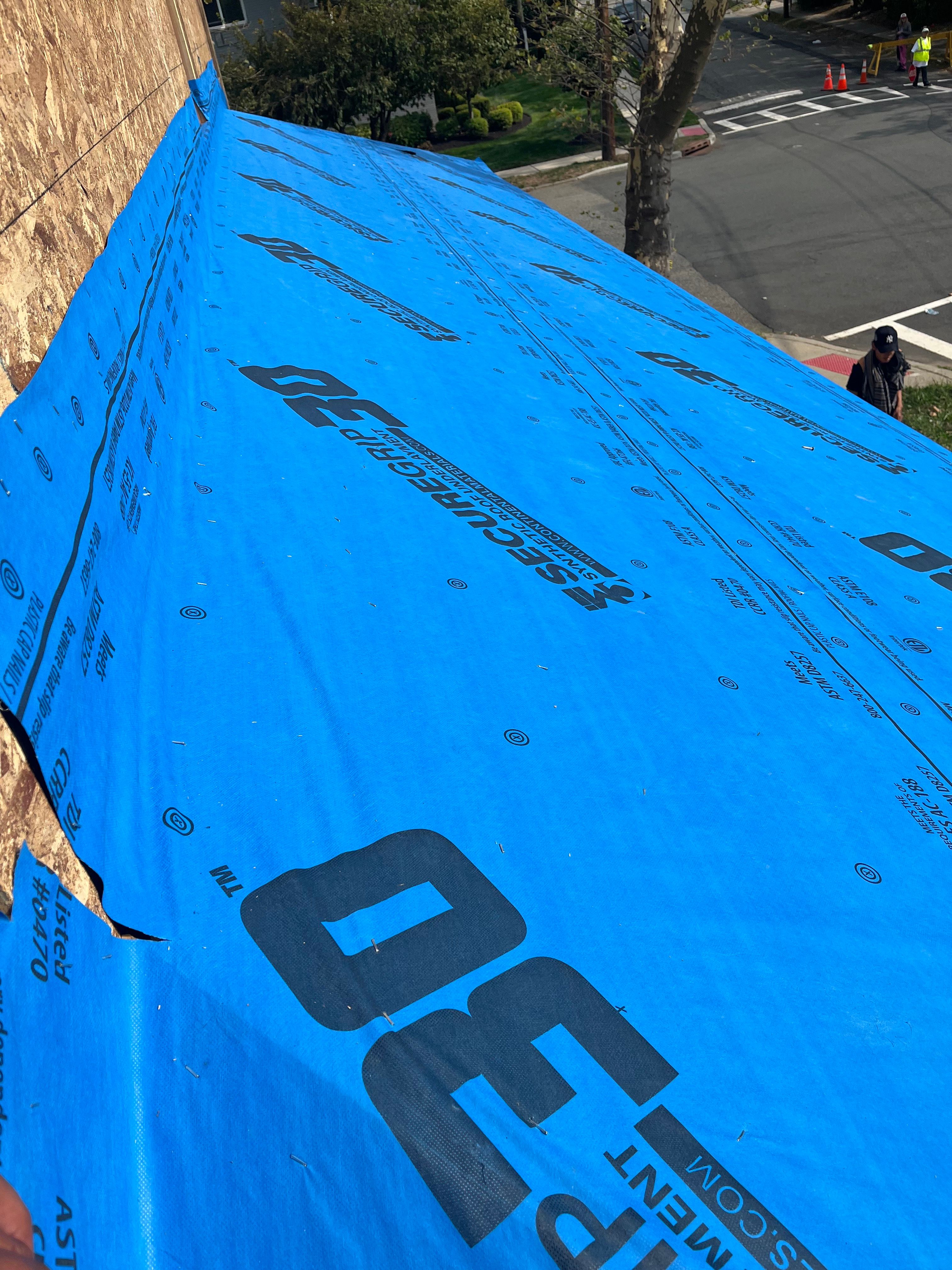 New Roof by Pro Roofers GC