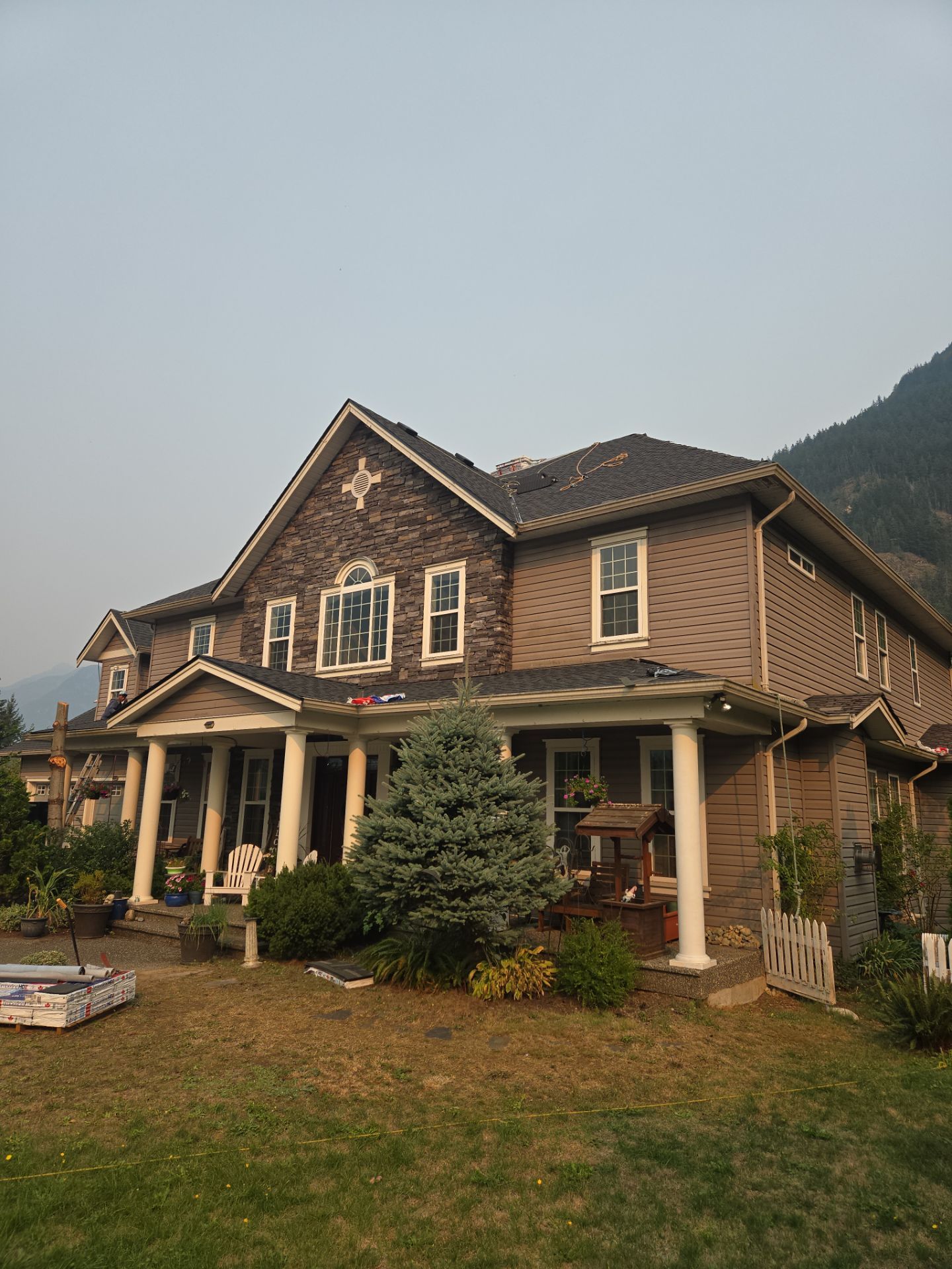 Residential Re-Roof using GAF Timberline HDZ Charcoal  by Top Notch Roofing Inc