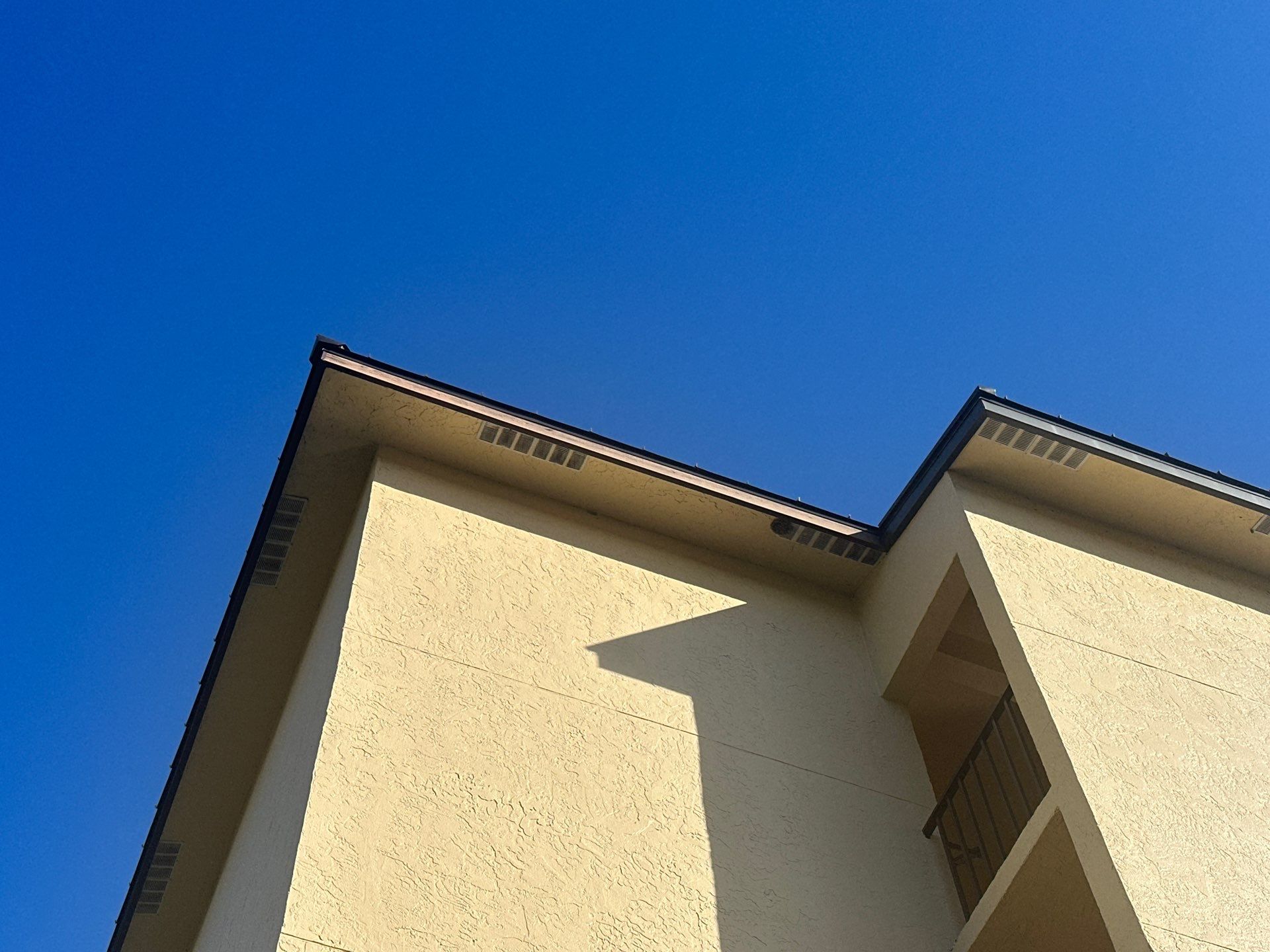 6-Inch Seamless Gutters in Cape Coral FL by Gutter Professors