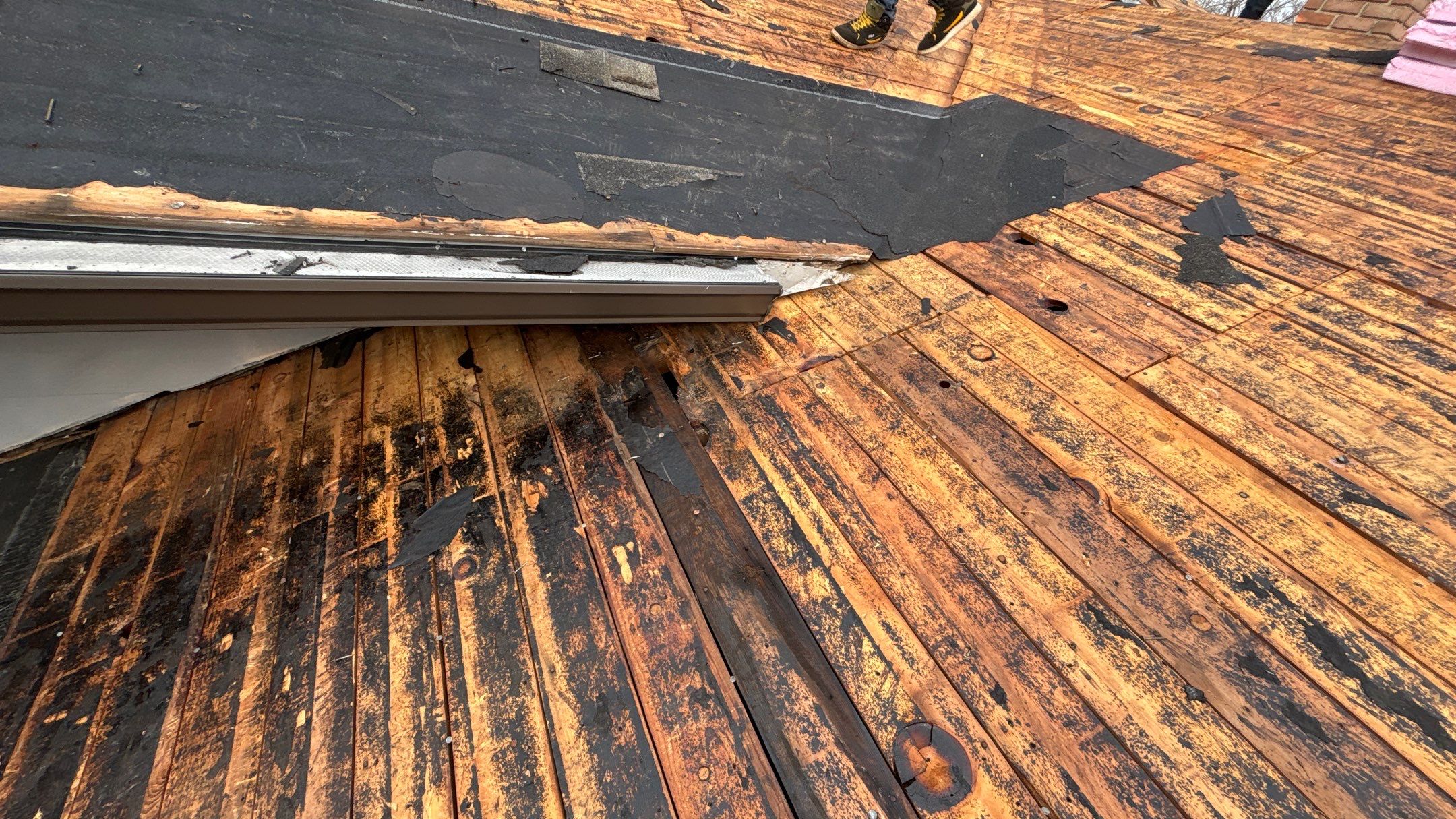 Roof Replacement using Owens Corning Williamsburg Gray by 180 Contractors