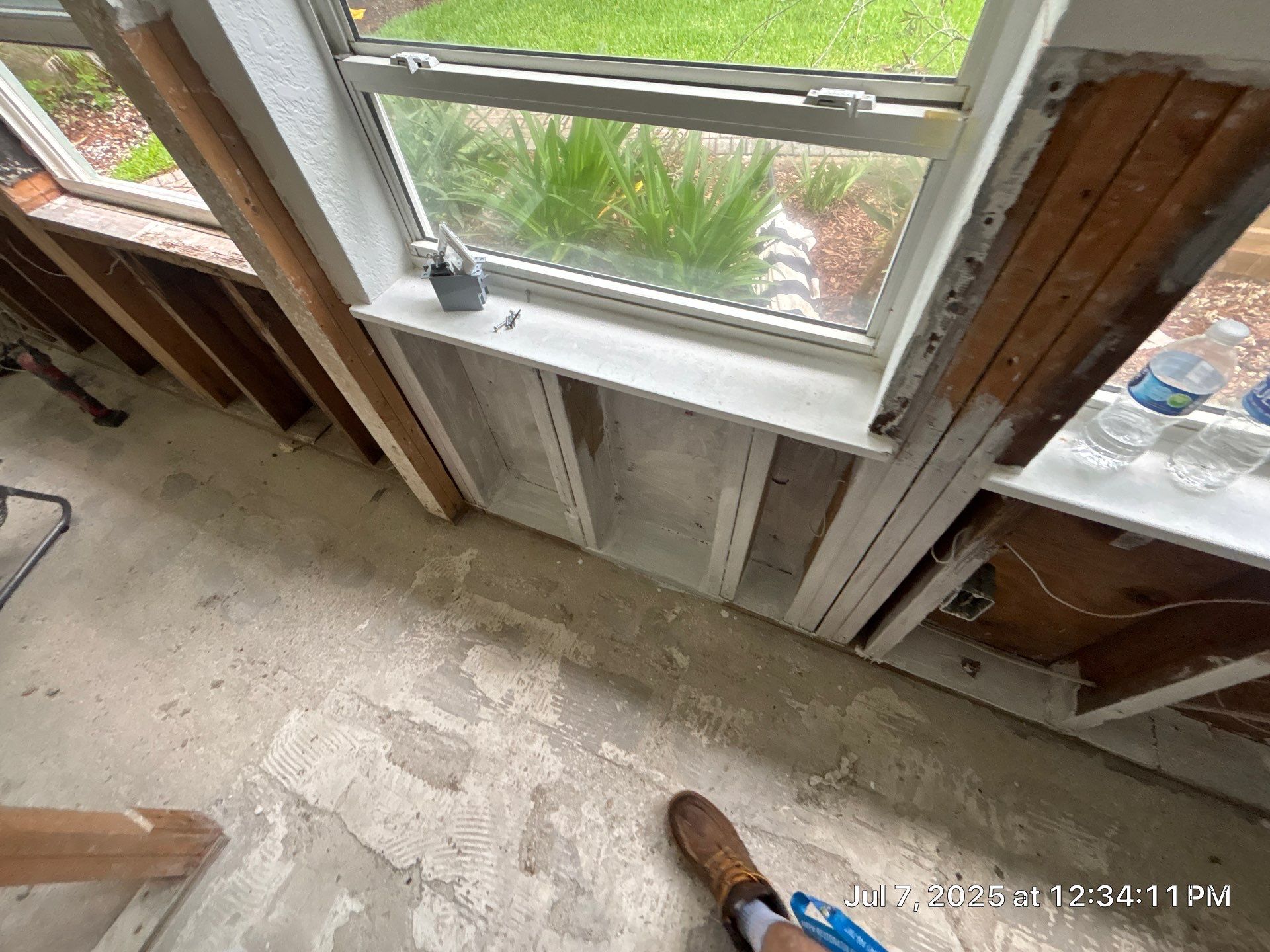 Mold Damage Restoration In Dunedin, Florida by Ampm Restoration Services