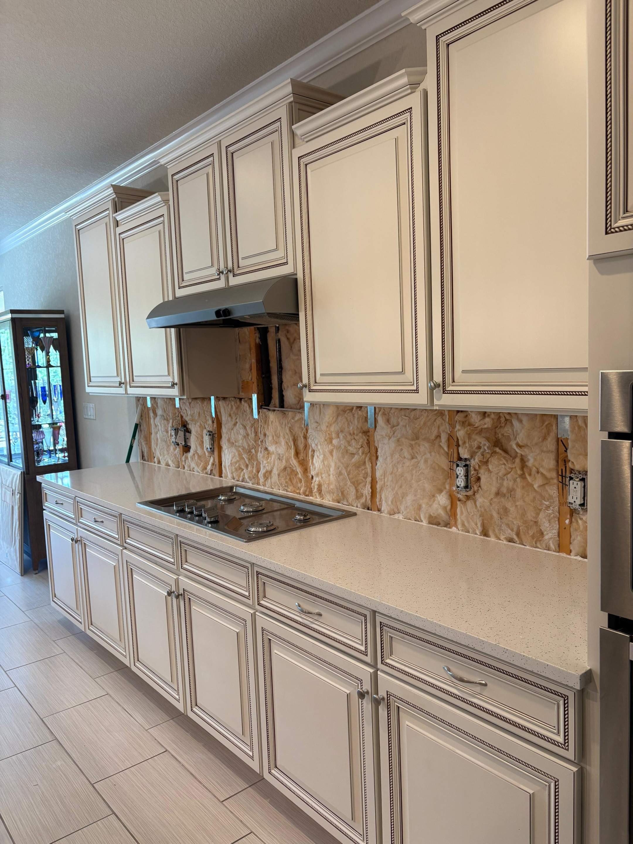 San Antonio Kitchen Remodel with Quartz Counters and Glass Backsplash by Mena stone surfaces