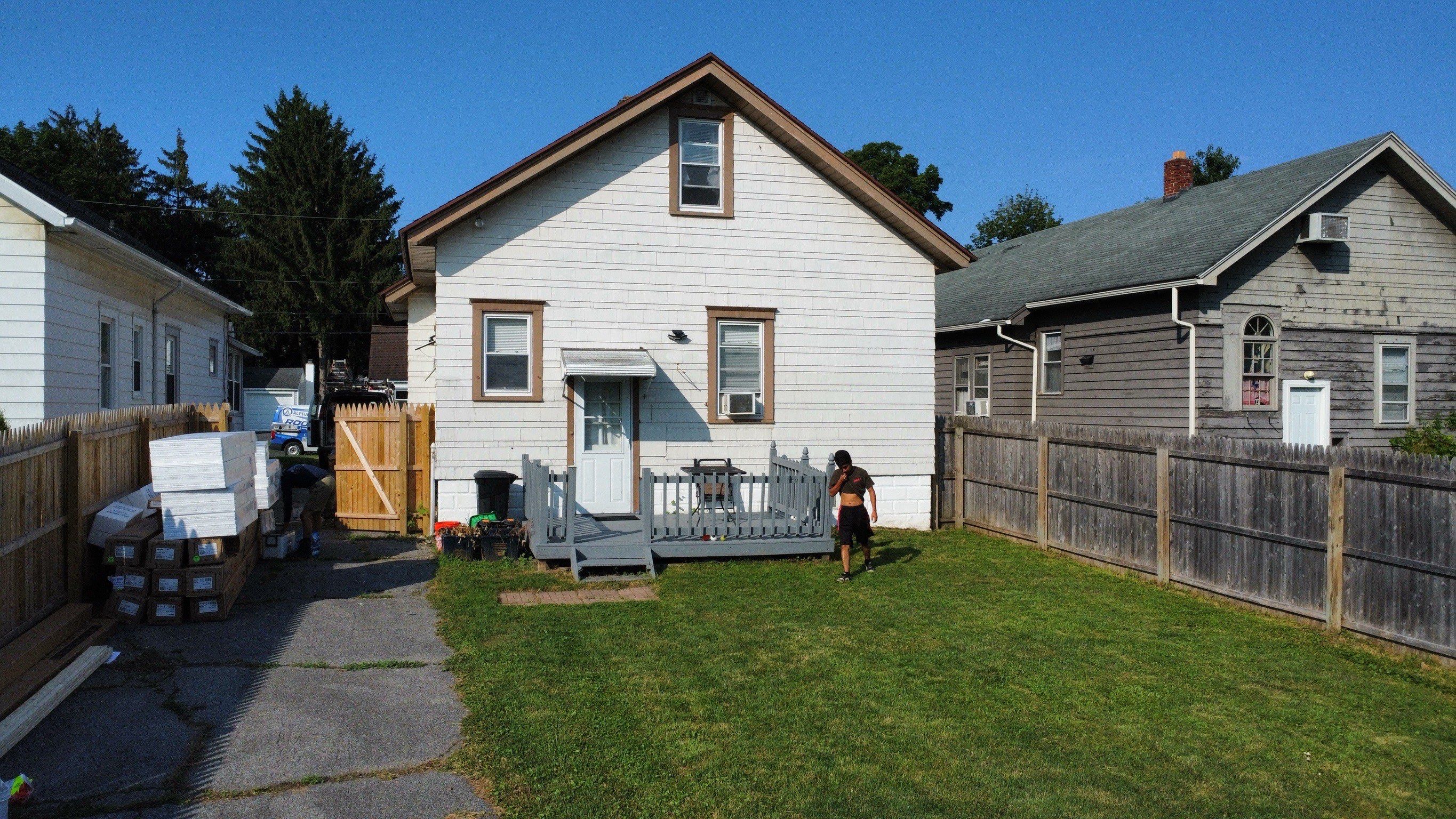 π‘ Siding Replacement Completed in Syracuse, NY π¨ by Alpha Omega Roofing LLC