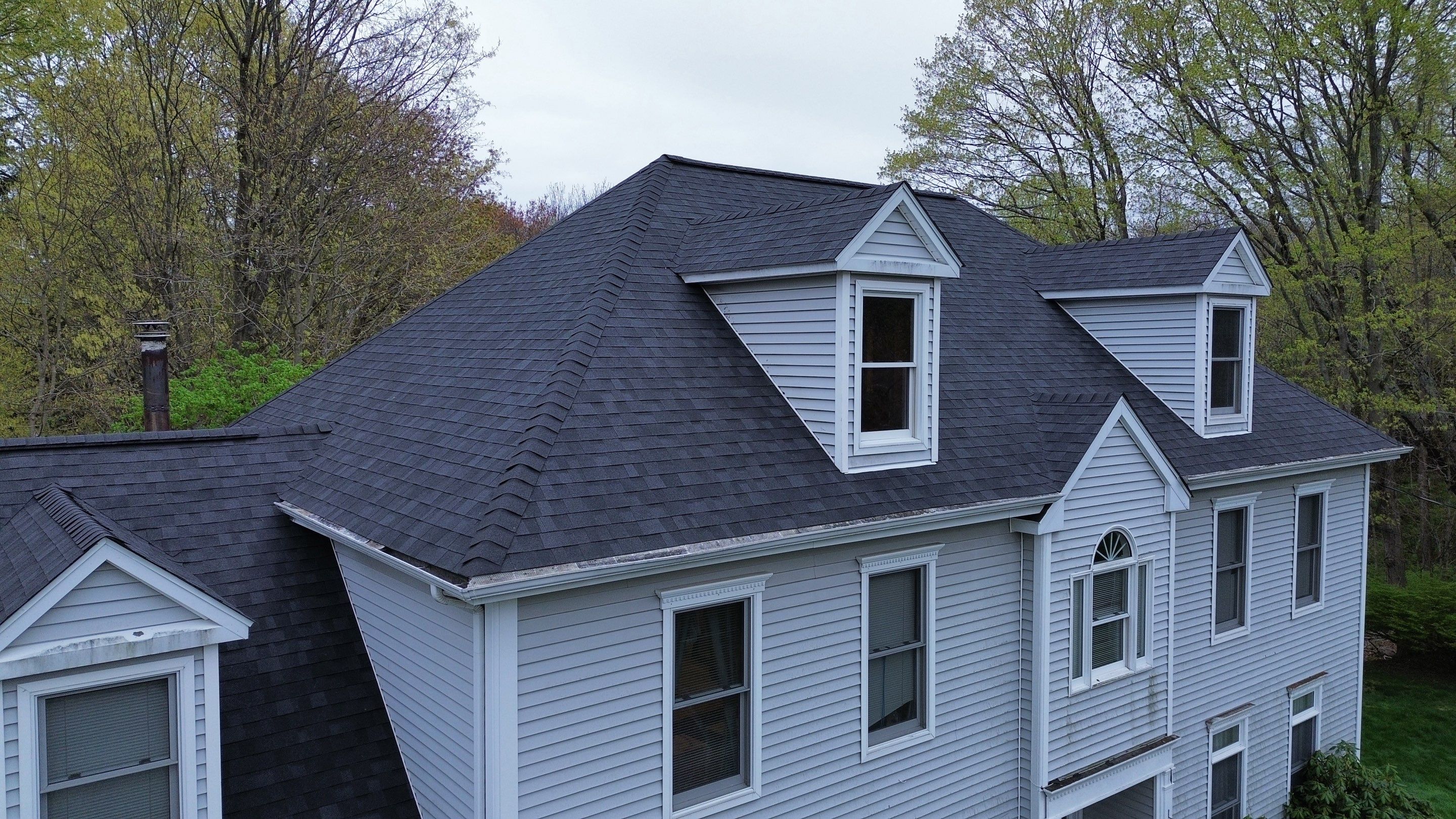 Owens Corning Duration: Onyx Black in Orange, Connecticut by Golden Shield Roofing